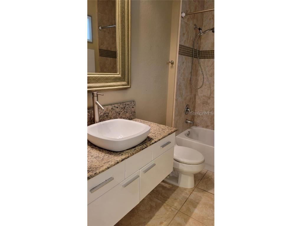 5168 Northridge Road #106 Sarasota FL 34238 A4668600 image14