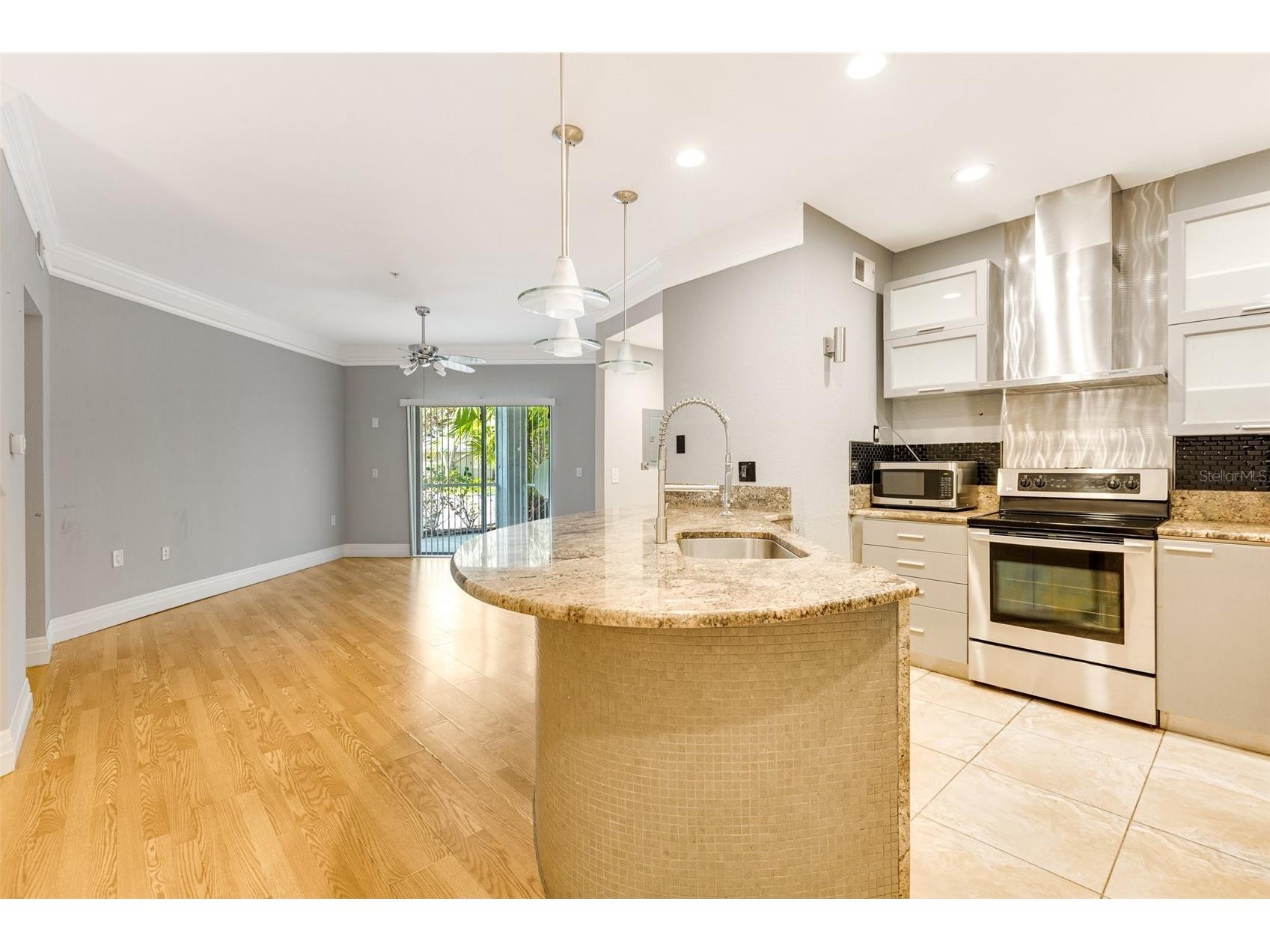 5168 Northridge Road #106 Sarasota FL 34238 A4678383 image10