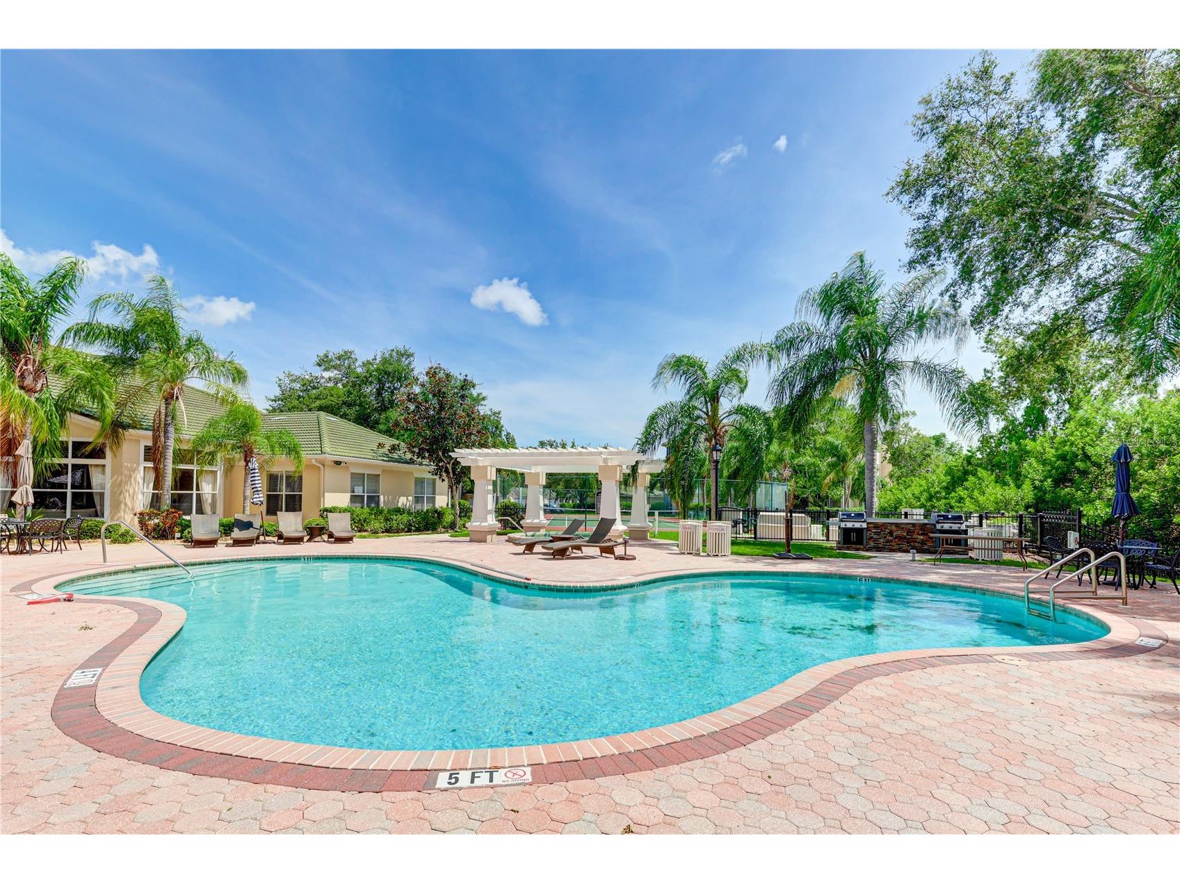5168 Northridge Road #106 Sarasota FL 34238 A4678383 image40
