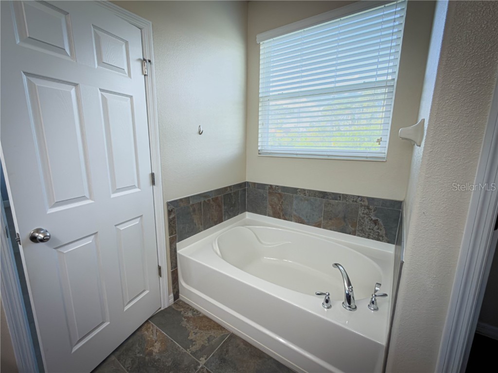 5169 Dove Tree Street Orlando FL 32811 O6358414 image15