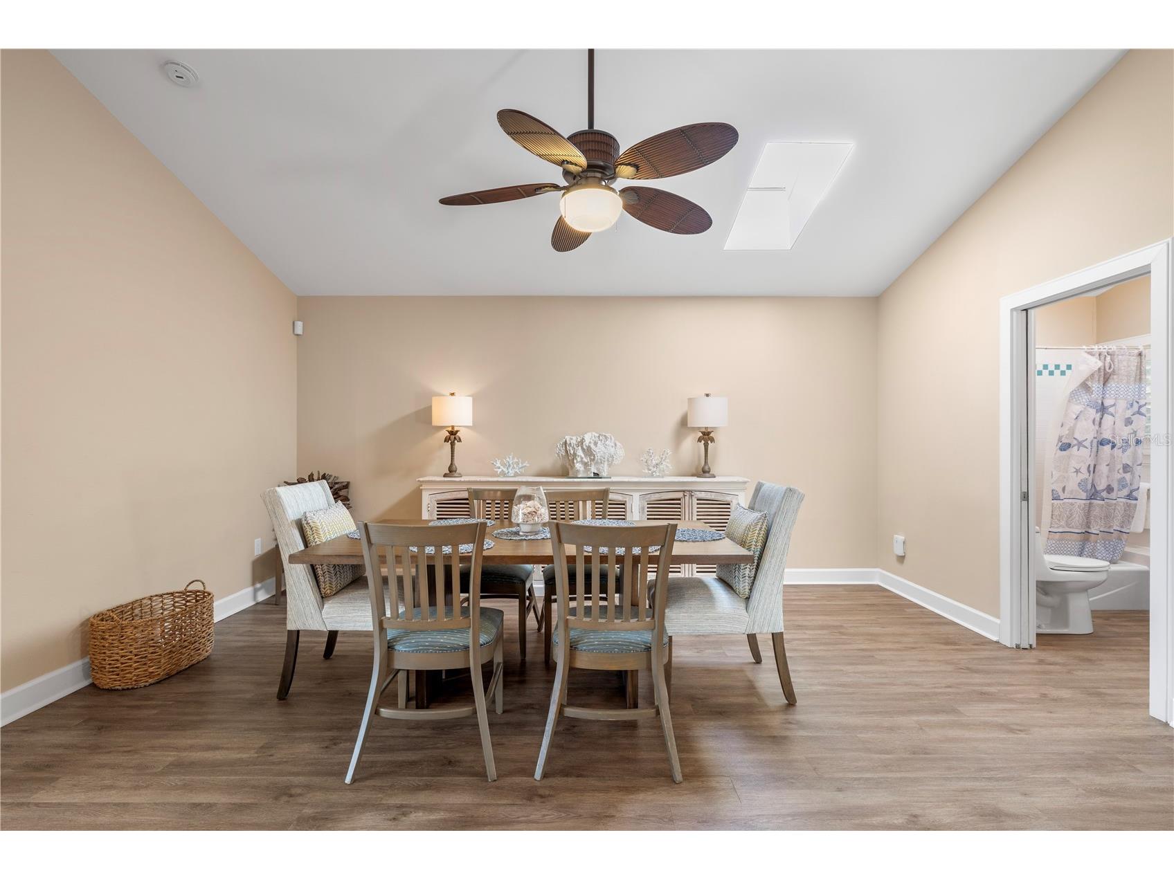 5169 Oxford Drive Sarasota FL 34242 V4948468 image14