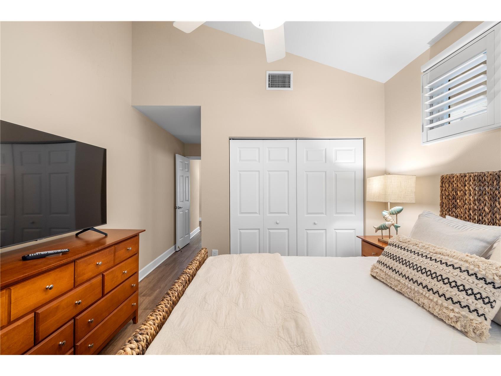 5169 Oxford Drive Sarasota FL 34242 V4948468 image27