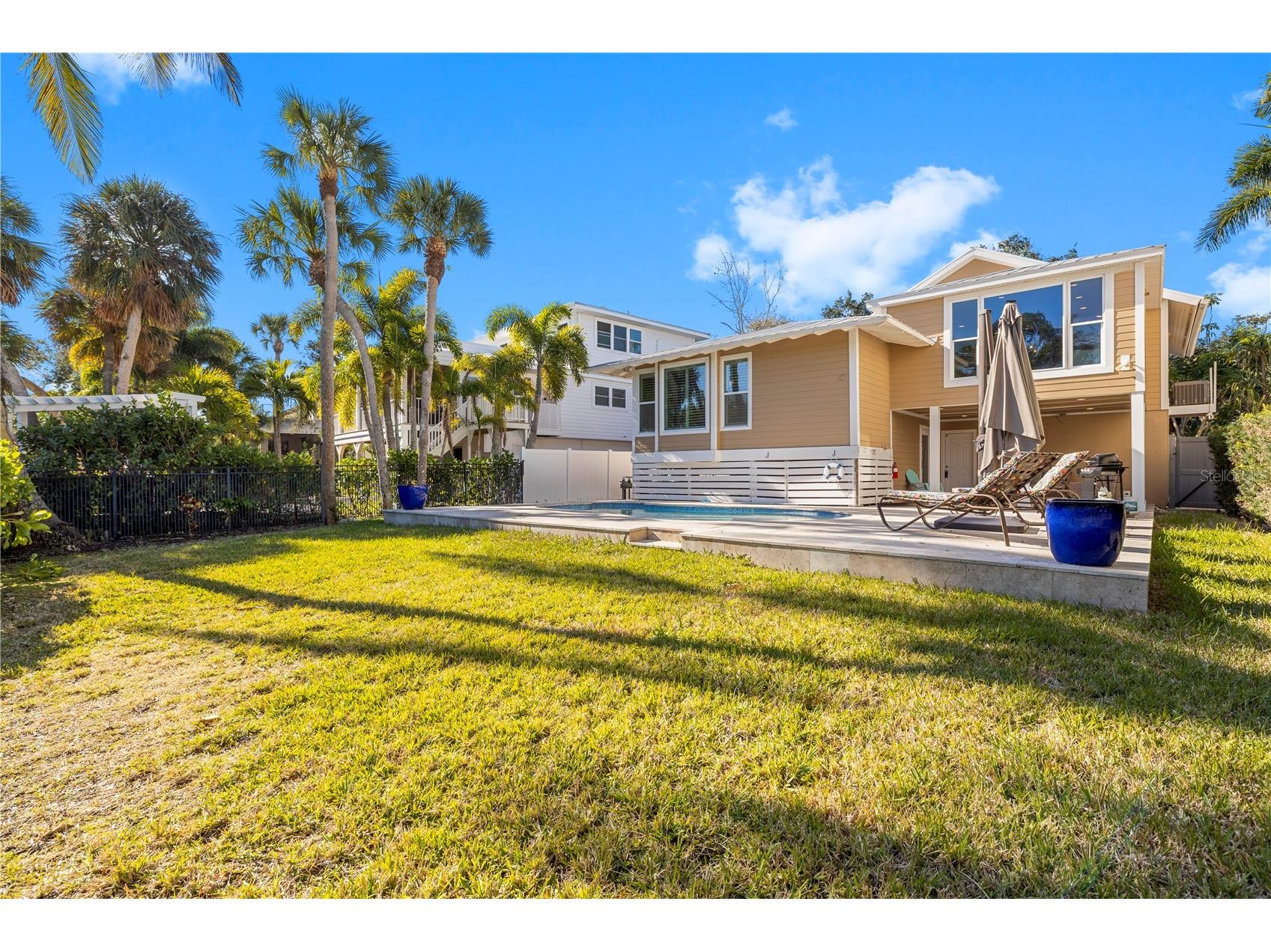 5169 Oxford Drive Sarasota FL 34242 V4948468 image32