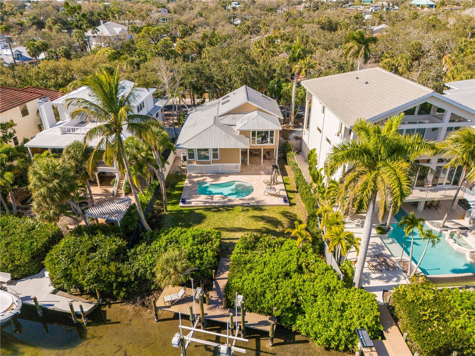 5169 Oxford Drive Sarasota FL 34242 V4948468 image39