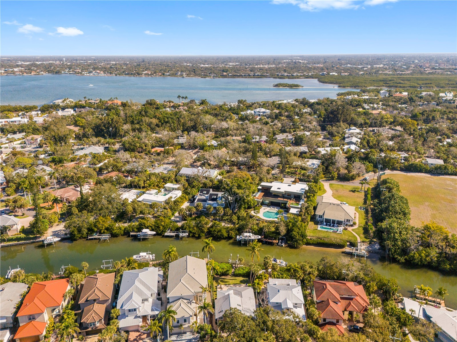 5169 Oxford Drive Sarasota FL 34242 V4948468 image40
