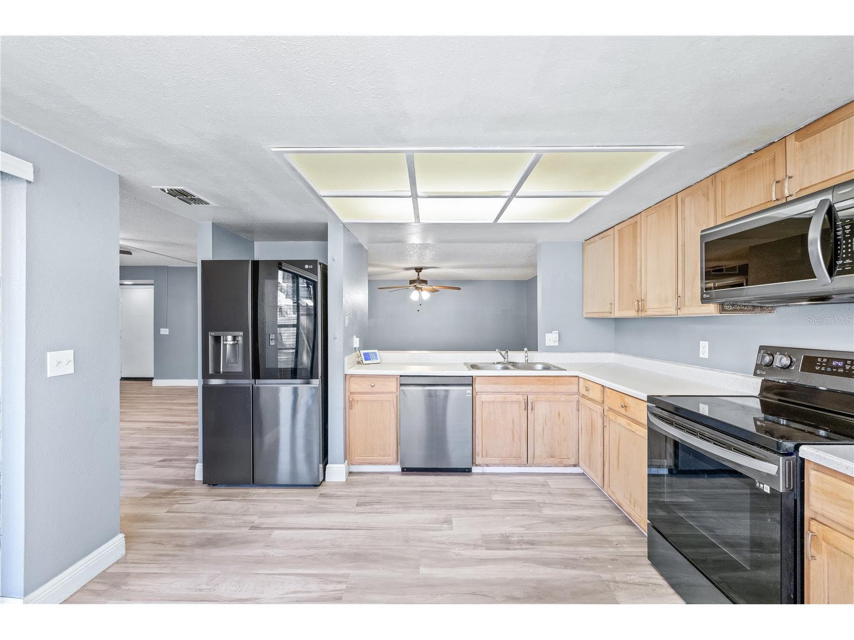 5169 Puritan Circle Tampa FL 33617 TB8486793 image11