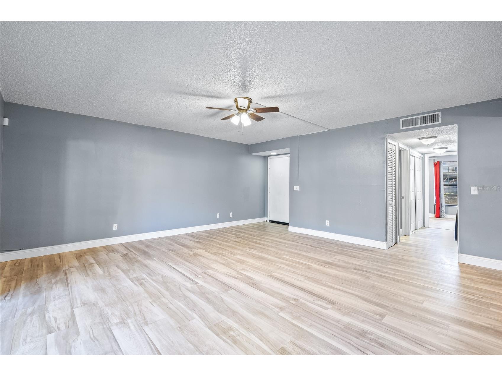 5169 Puritan Circle Tampa FL 33617 TB8486793 image4