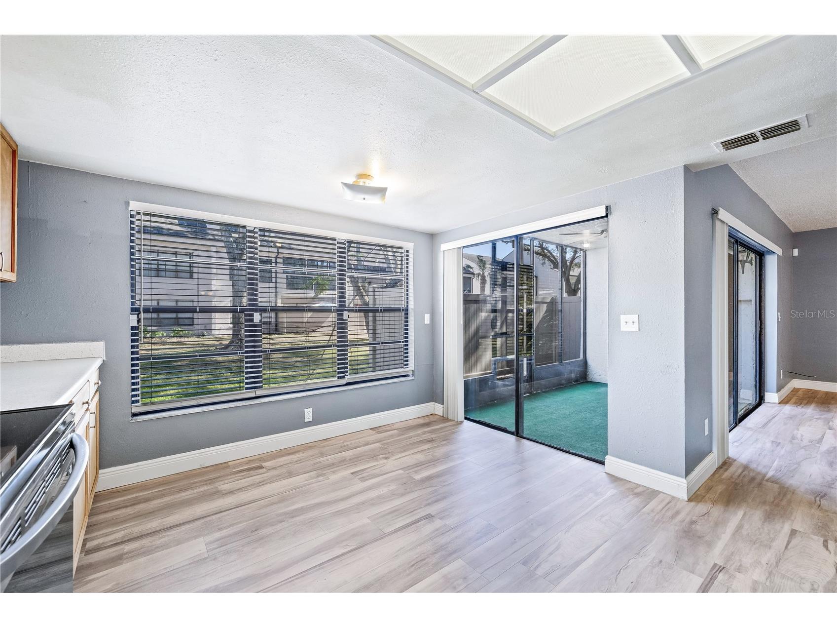 5169 Puritan Circle Tampa FL 33617 TB8486793 image8