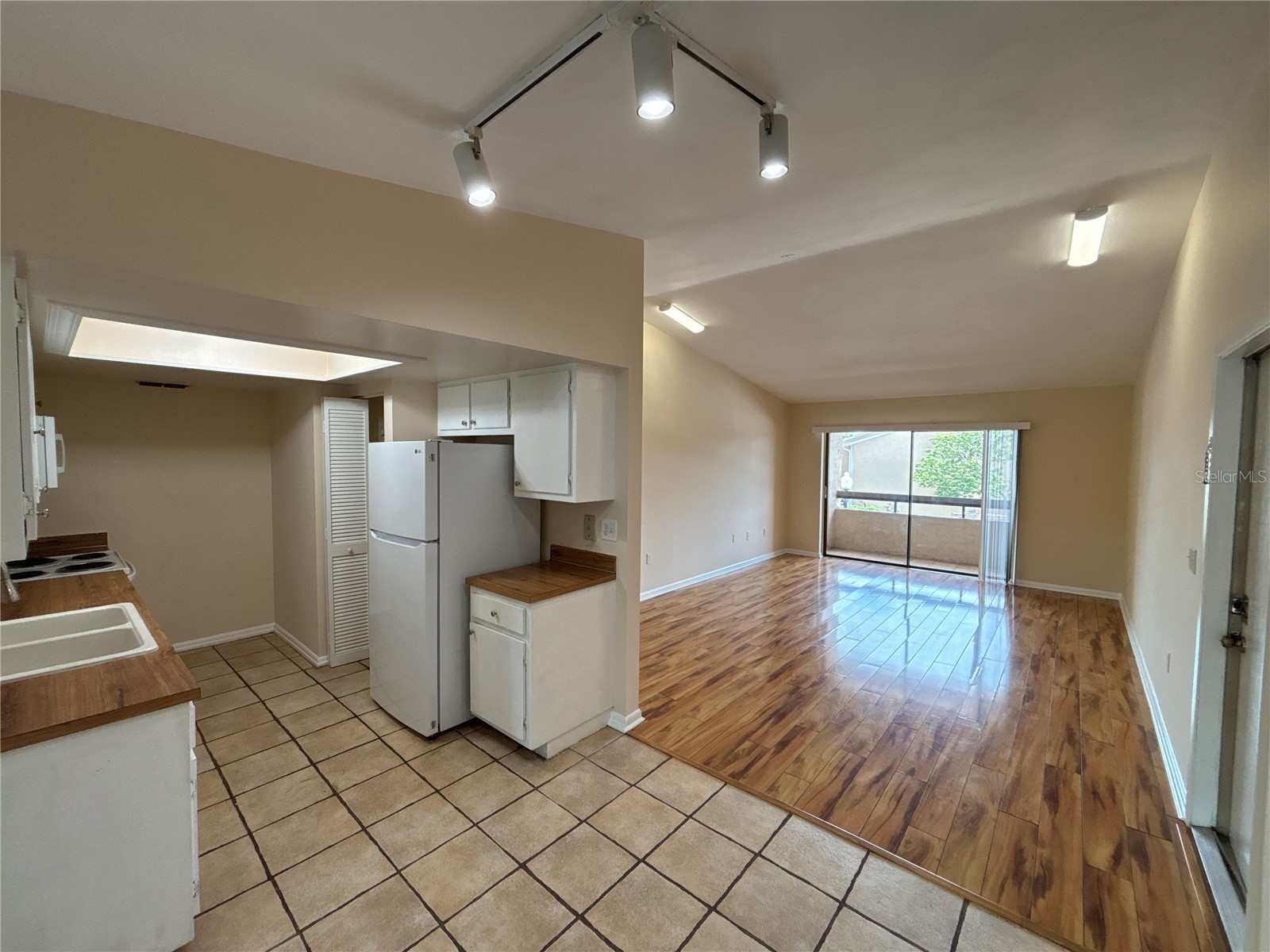5169 Vineland Road #B208 Orlando FL 32811 O6412481 image7