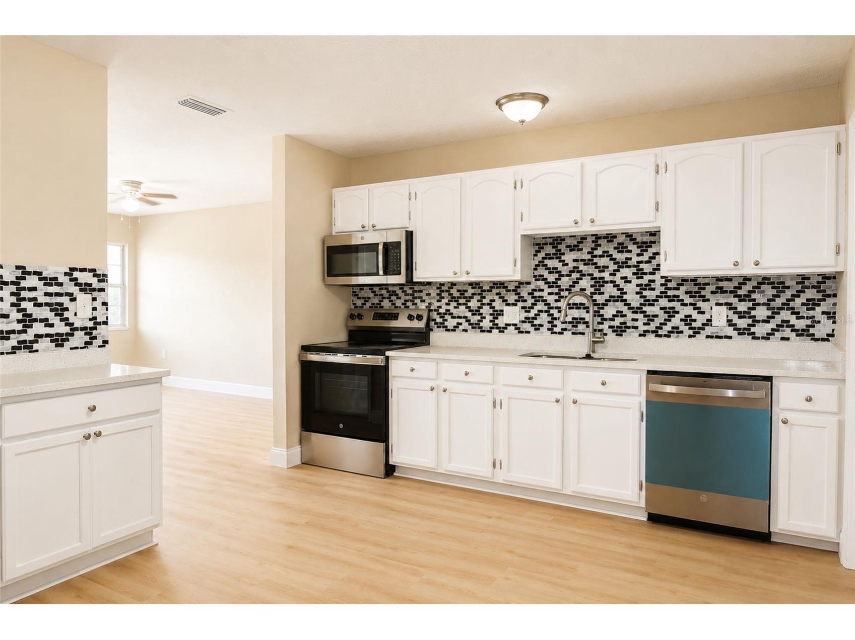 517 24th Avenue W Bradenton FL 34205 TB8508631 image4