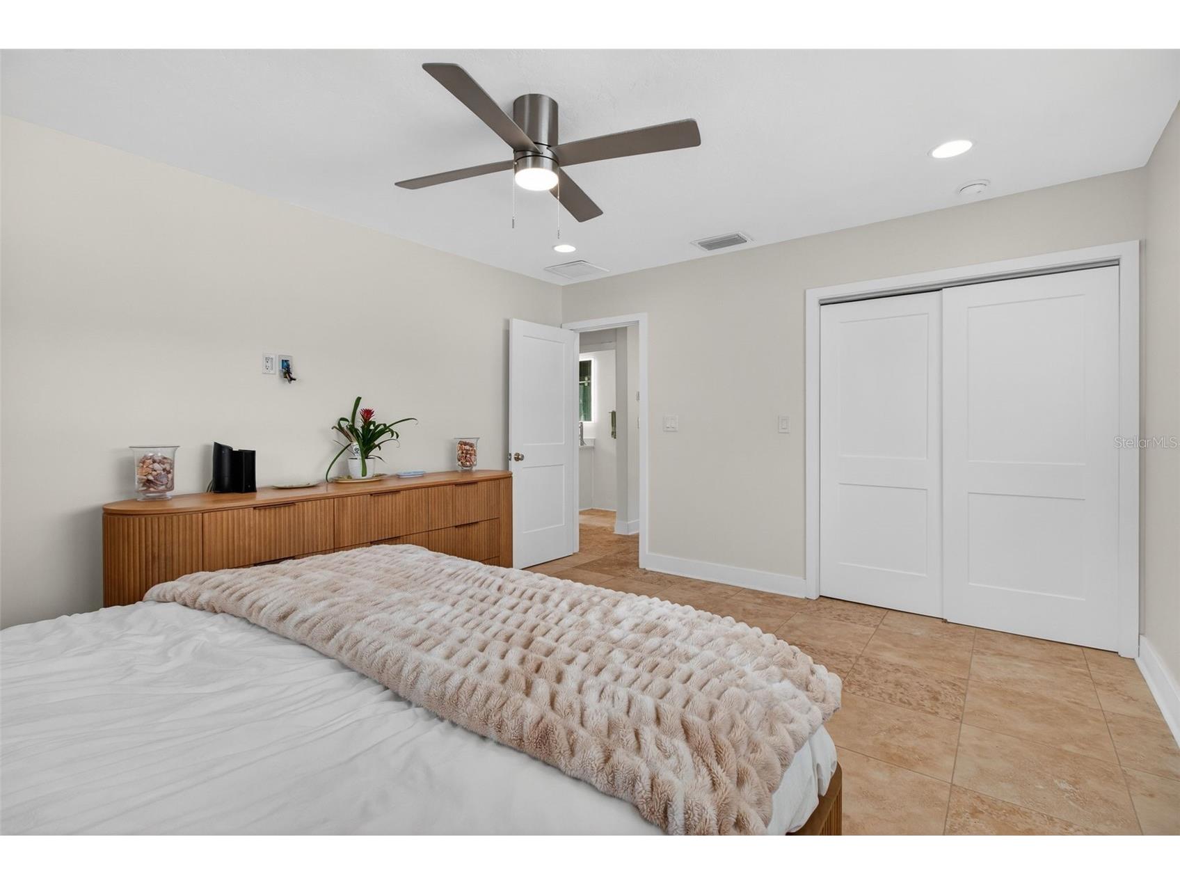 517 39th Avenue Saint Pete Beach FL 33706 TB8495851 image16