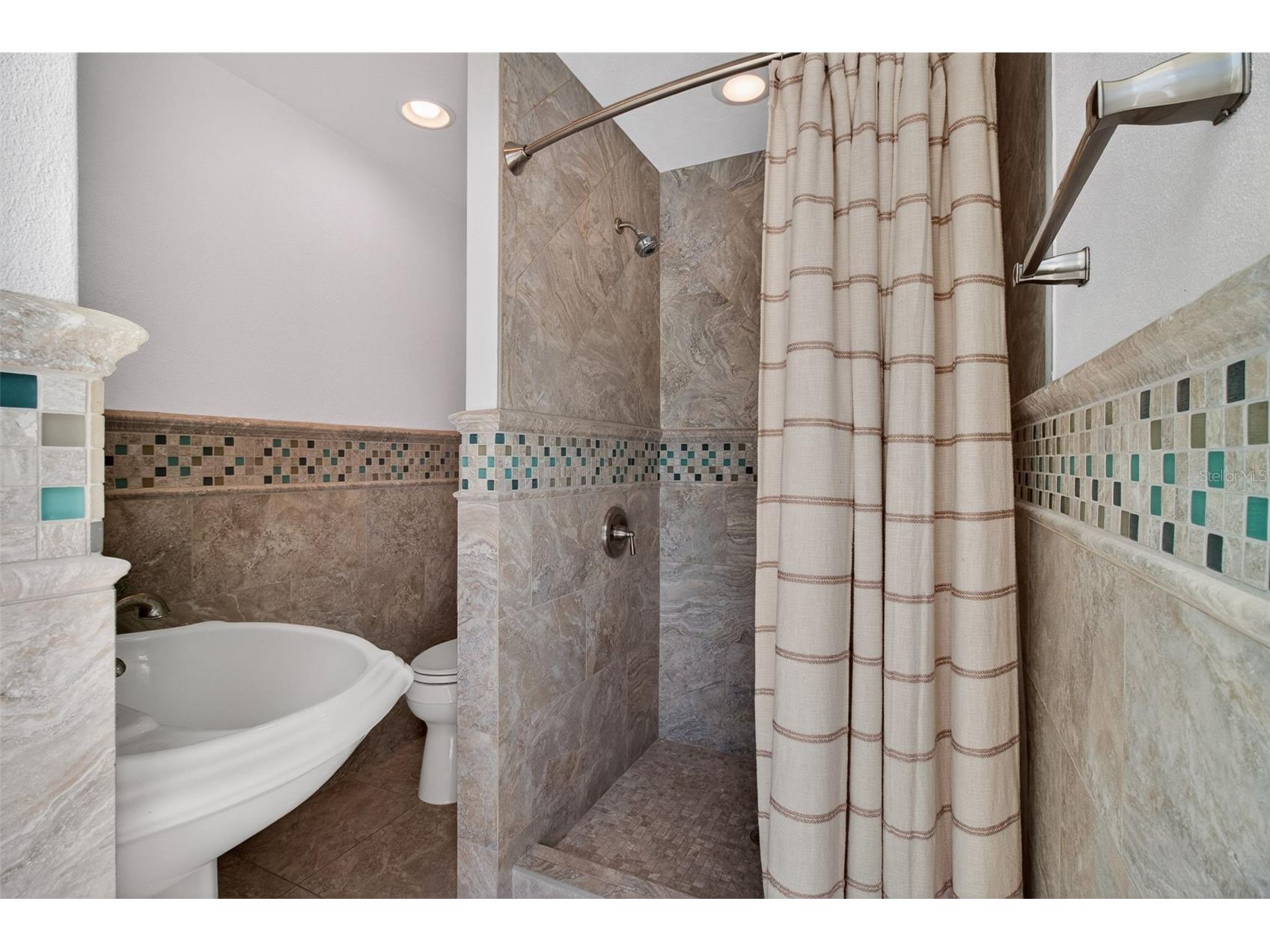 517 39th Avenue Saint Pete Beach FL 33706 TB8495851 image25