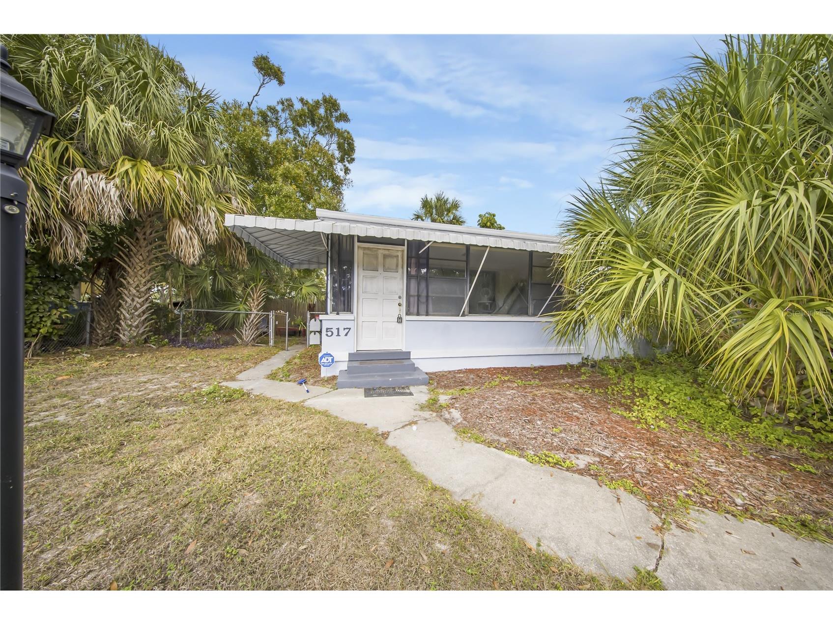 517 41st Avenue S Saint Petersburg FL 33705 TB8459457 image1