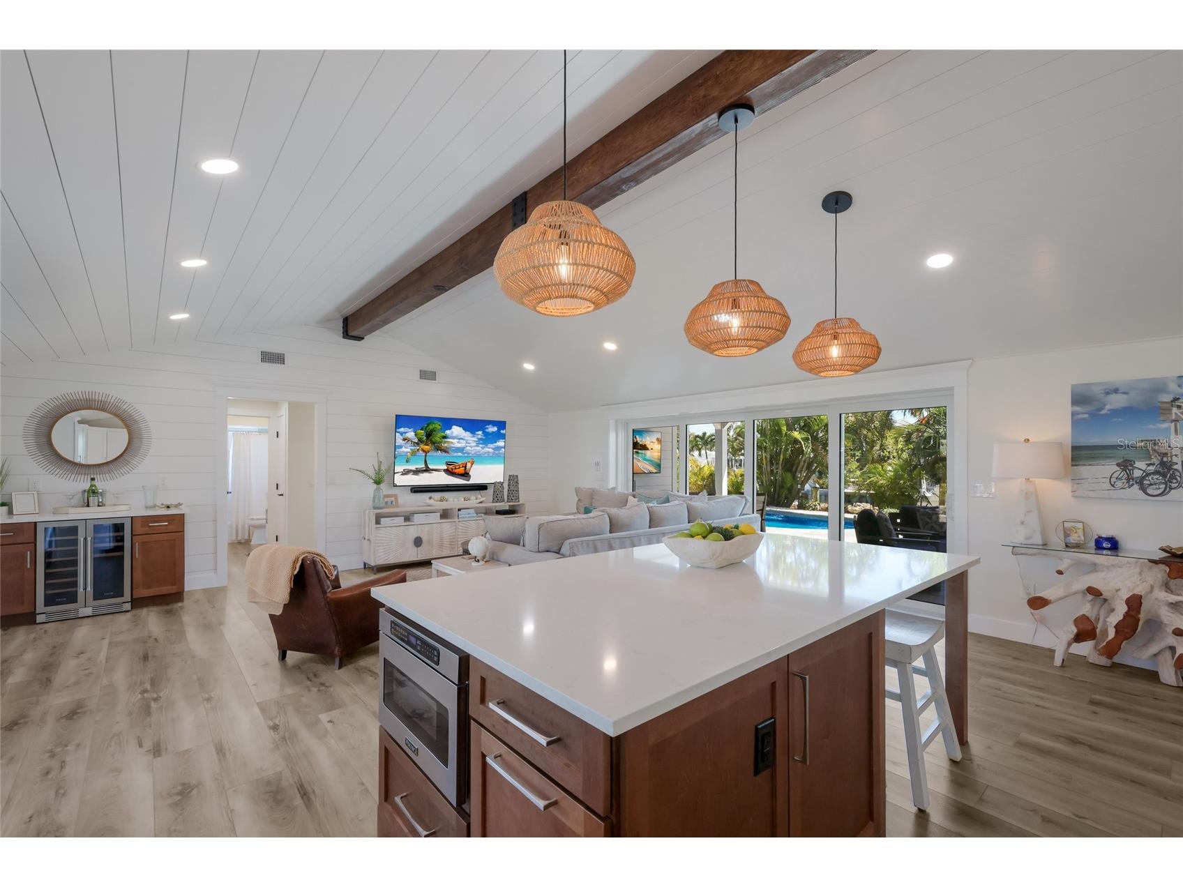 517 70th Street Holmes Beach FL 34217 A4685953 image11