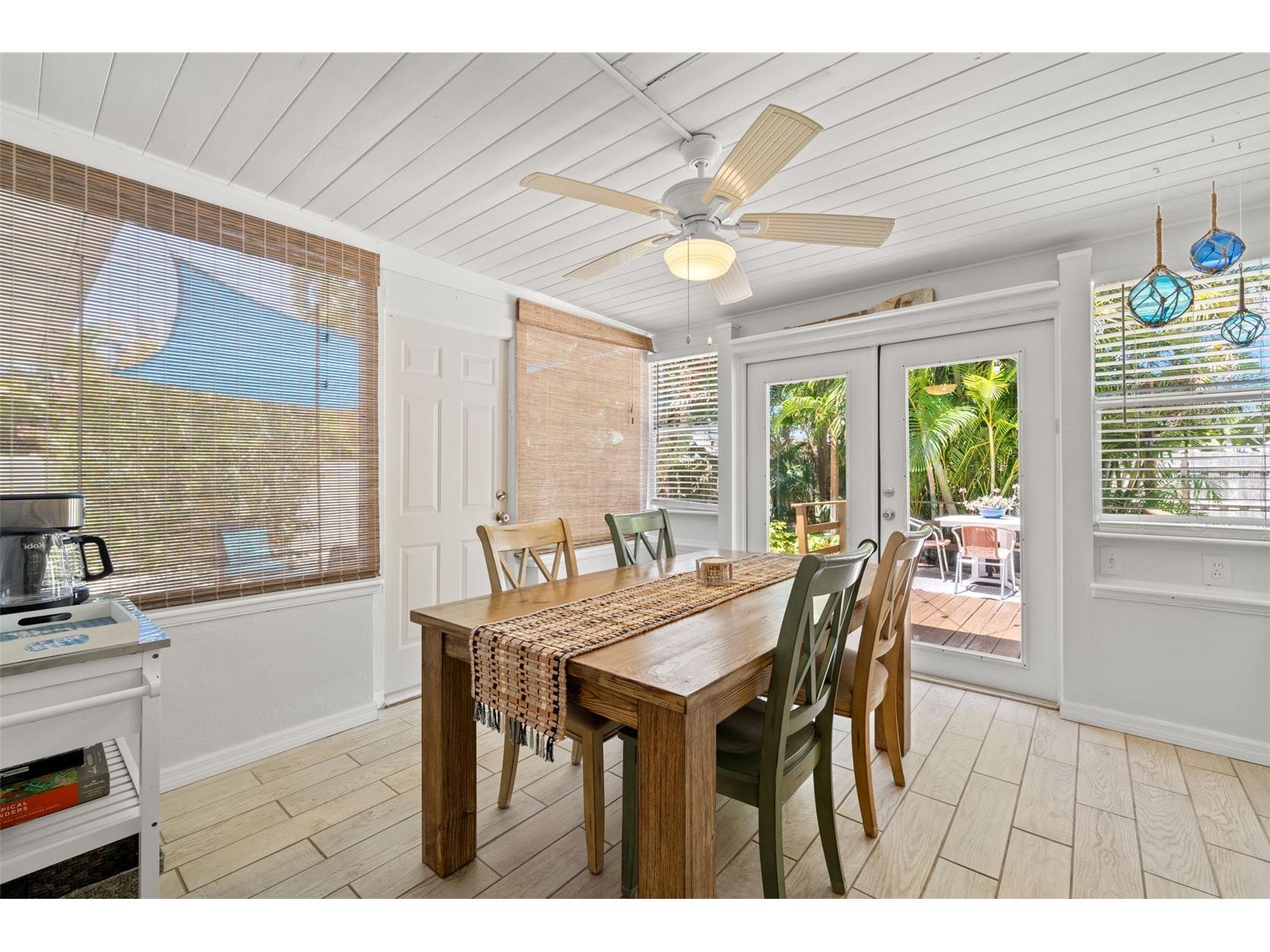 517 79th Avenue Saint Pete Beach FL 33706 TB8494771 image13