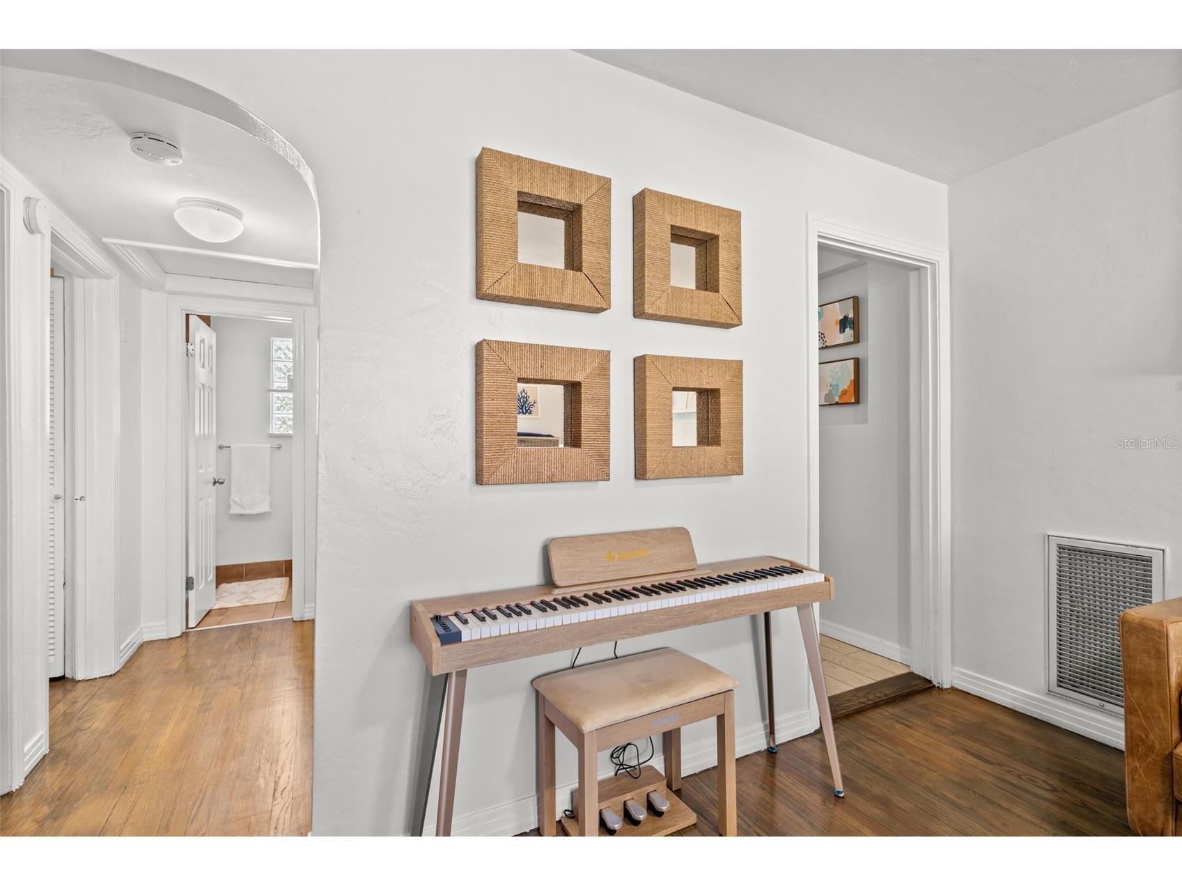 517 79th Avenue Saint Pete Beach FL 33706 TB8494771 image9