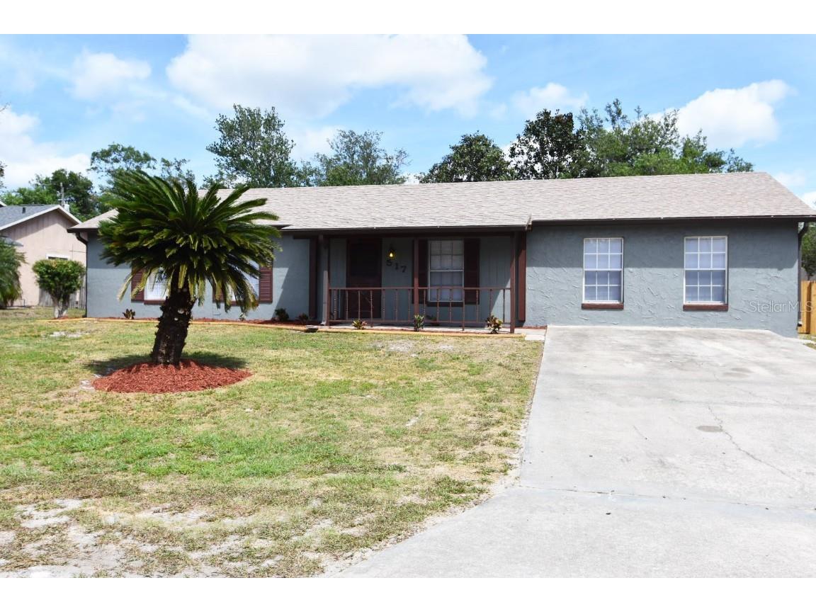 517 Battersea Avenue Deltona FL 32738 V4929446 image1