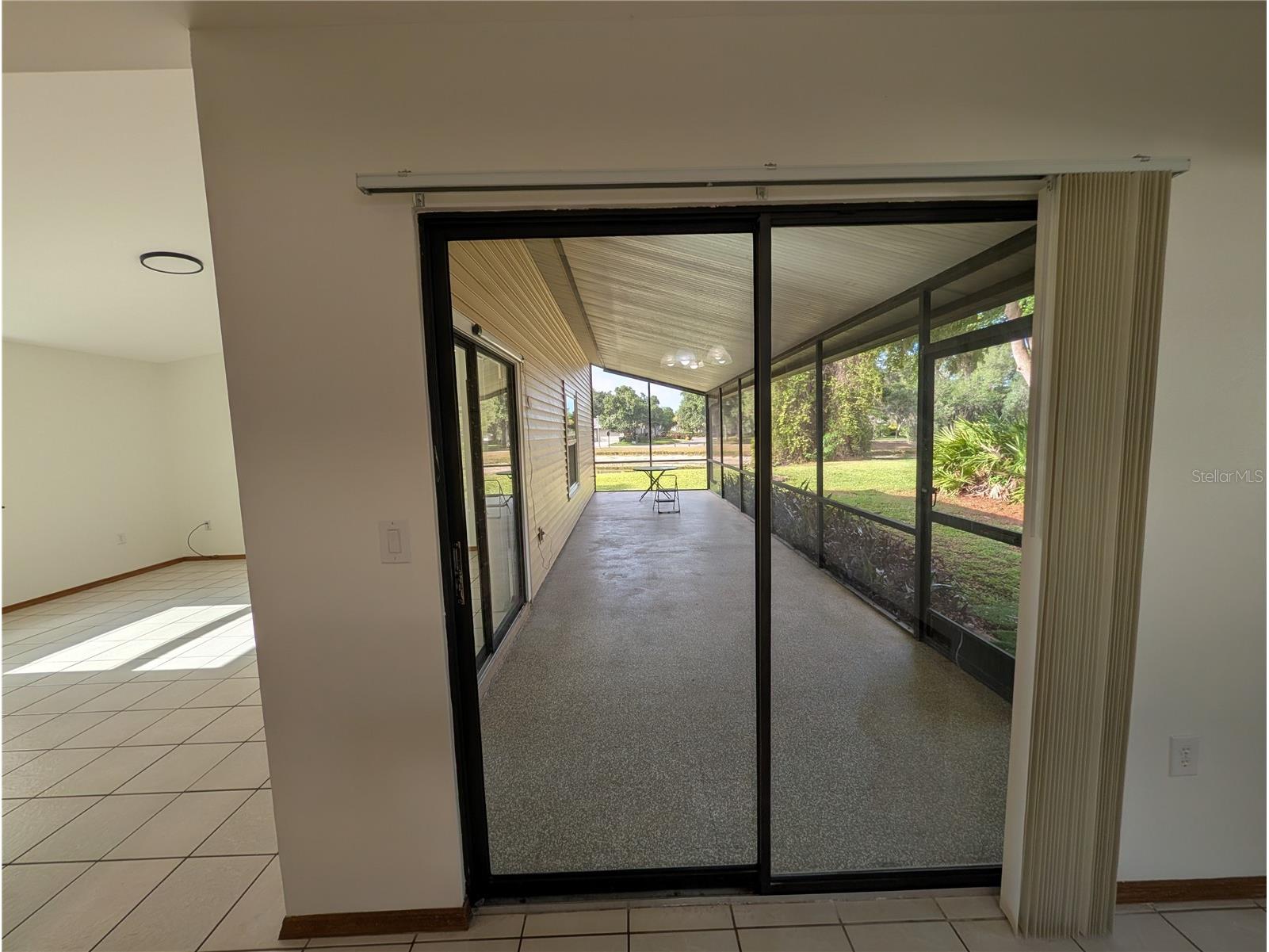 517 Bearded Oaks Circle Sarasota FL 34232 A4696585 image21