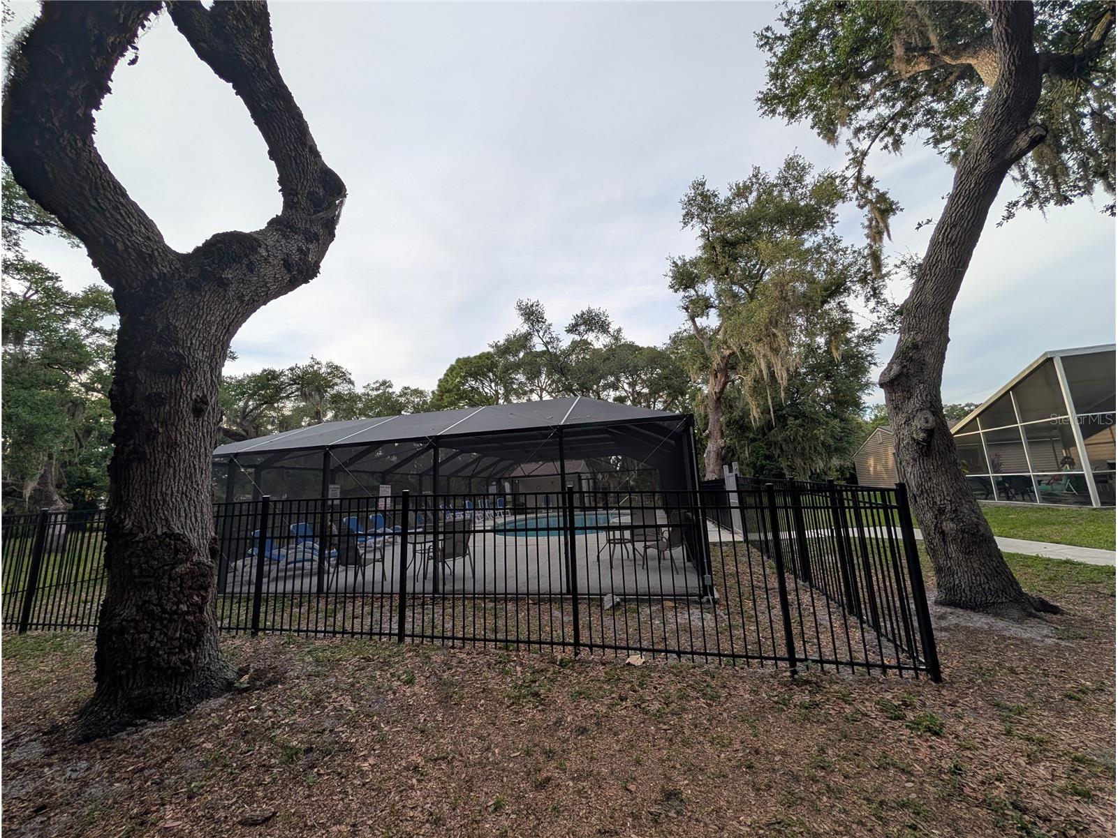 517 Bearded Oaks Circle Sarasota FL 34232 A4696585 image29