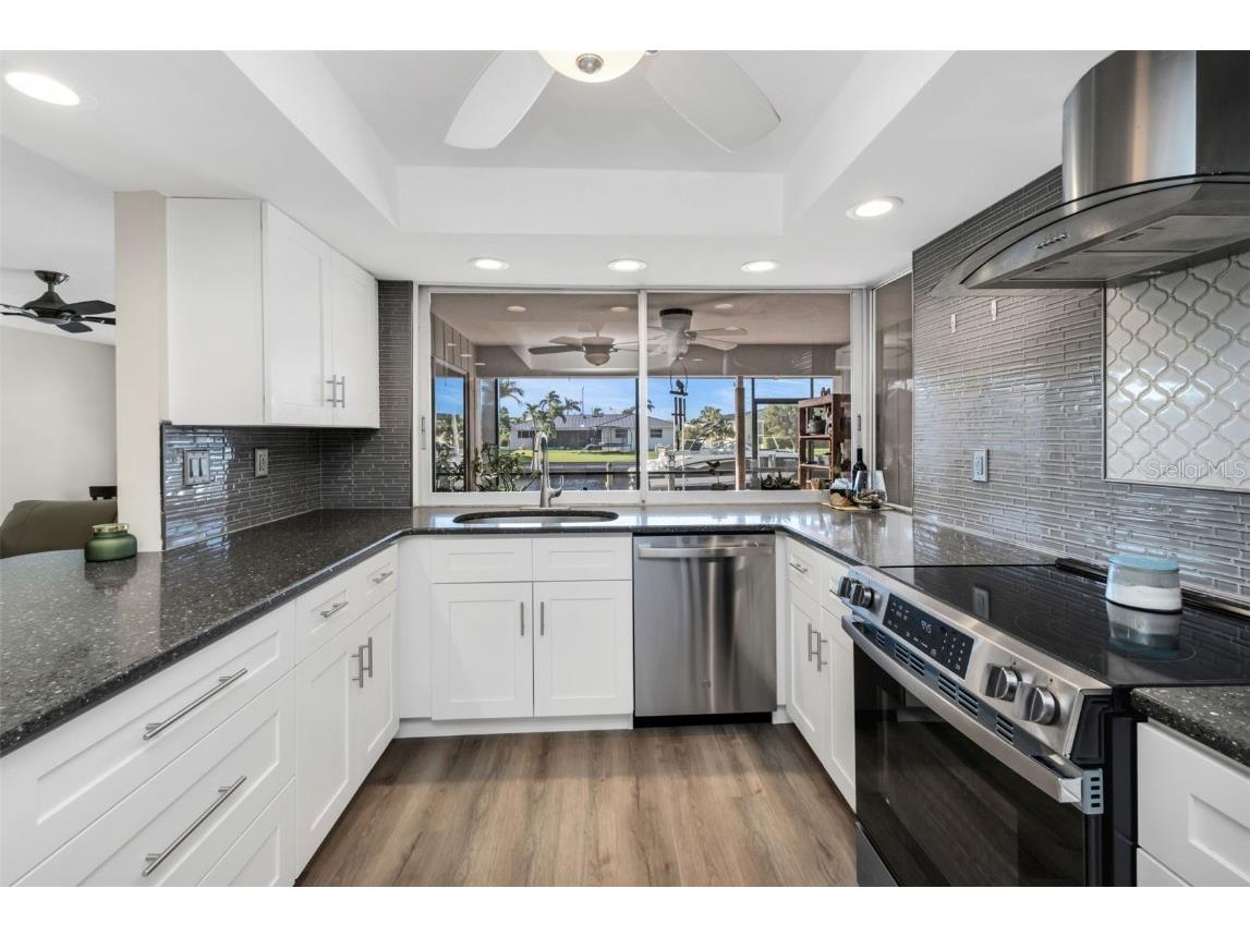 517 Belvedere Court Punta Gorda FL 33950 - MACKERAL LAGOON C7515724 image14