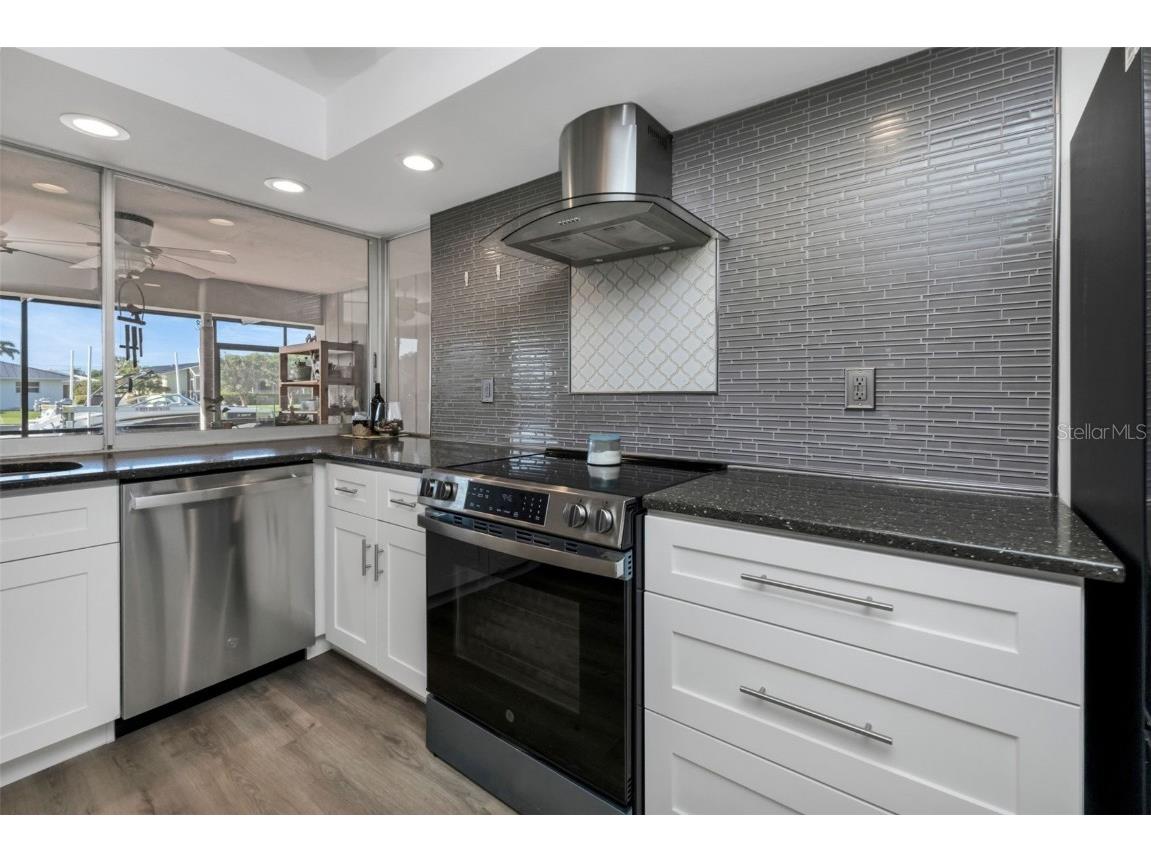 517 Belvedere Court Punta Gorda FL 33950 - MACKERAL LAGOON C7515724 image15