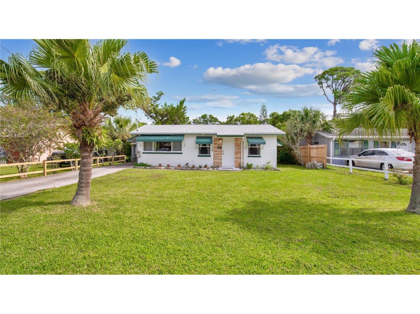 517 Blake Road South Daytona FL 32119 V4932471 image1