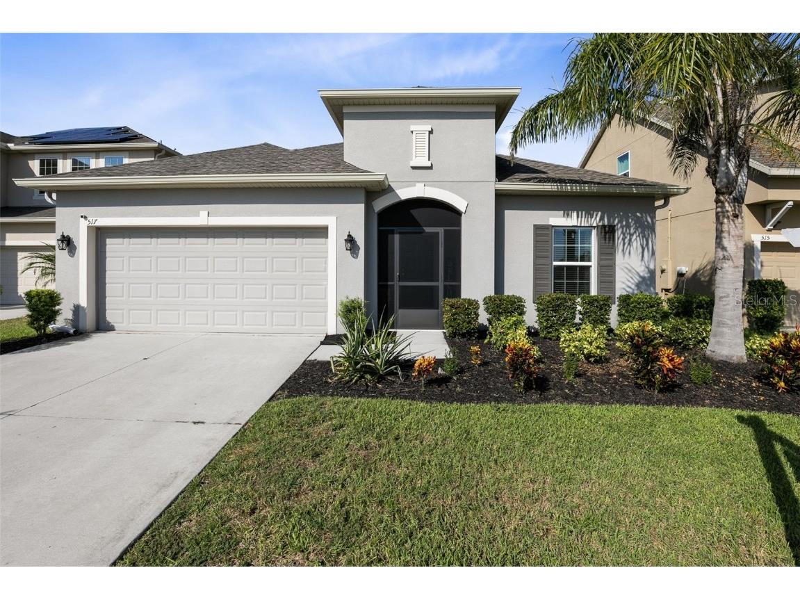 517 Blue Cypress Drive Groveland FL 34736 - LAKE MINNEOLA O6141609 image1