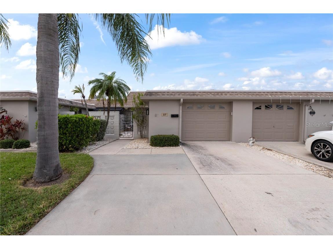 517 Boca Ciega Point Boulevard N Saint Petersburg FL 33708 TB8448500 image1