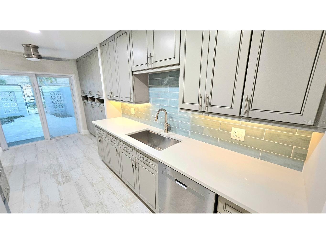 517 Boca Ciega Point Boulevard N Saint Petersburg FL 33708 TB8448500 image11