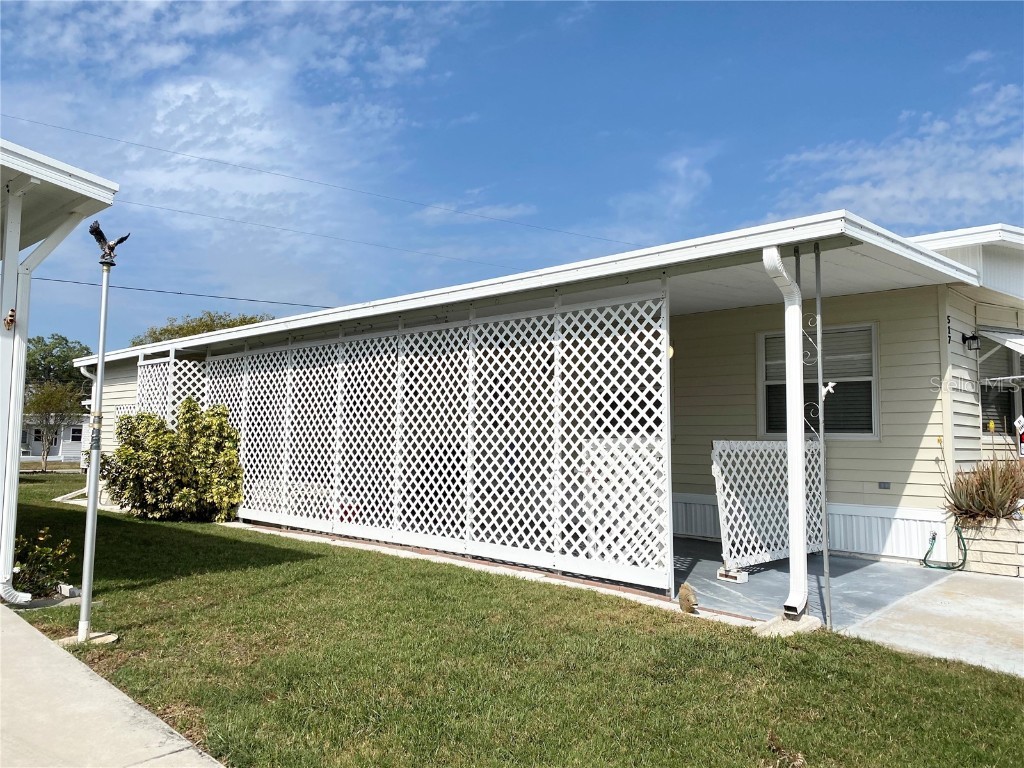 517 Centre Street Palmetto FL 34221 A4564873 image1