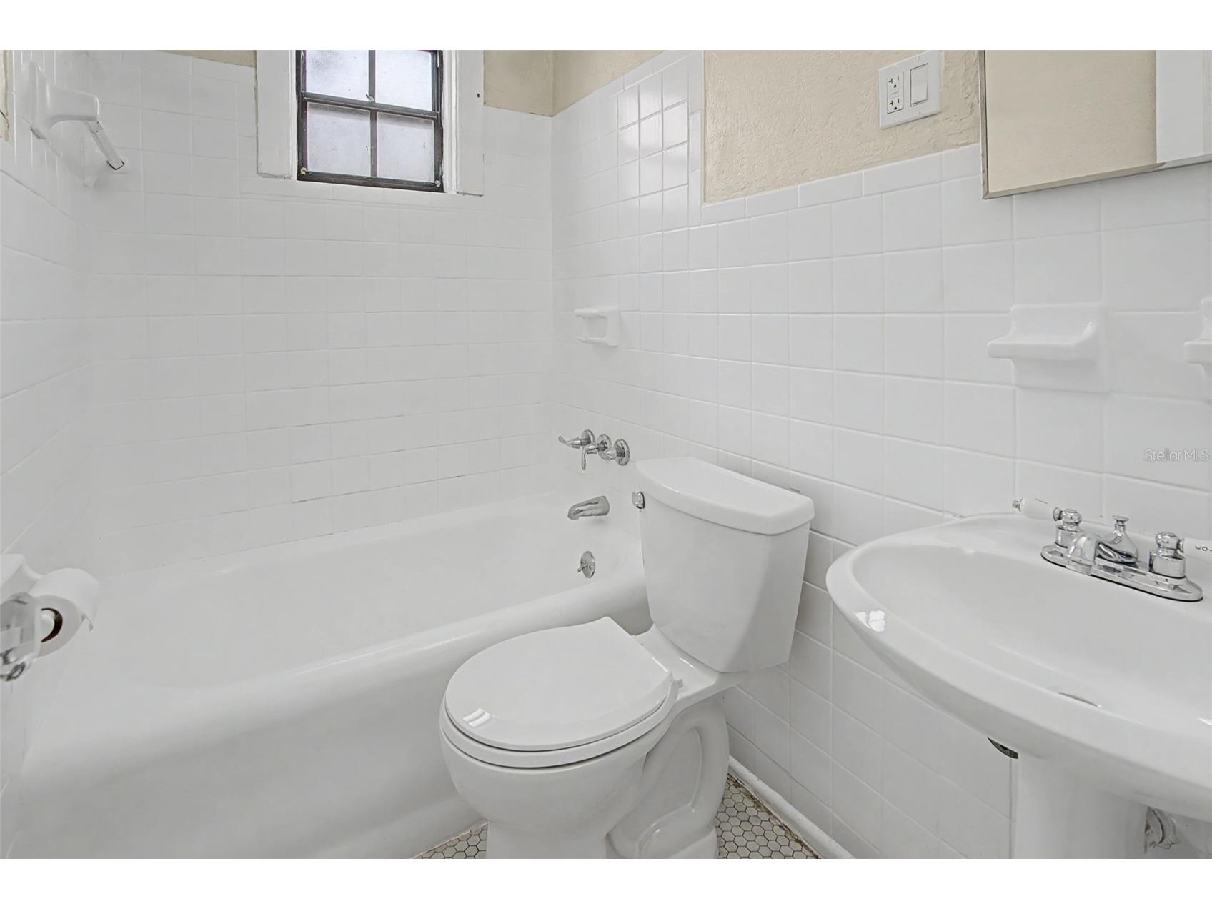 517 Columbia Drive #20 Tampa FL 33606 TB8489272 image15