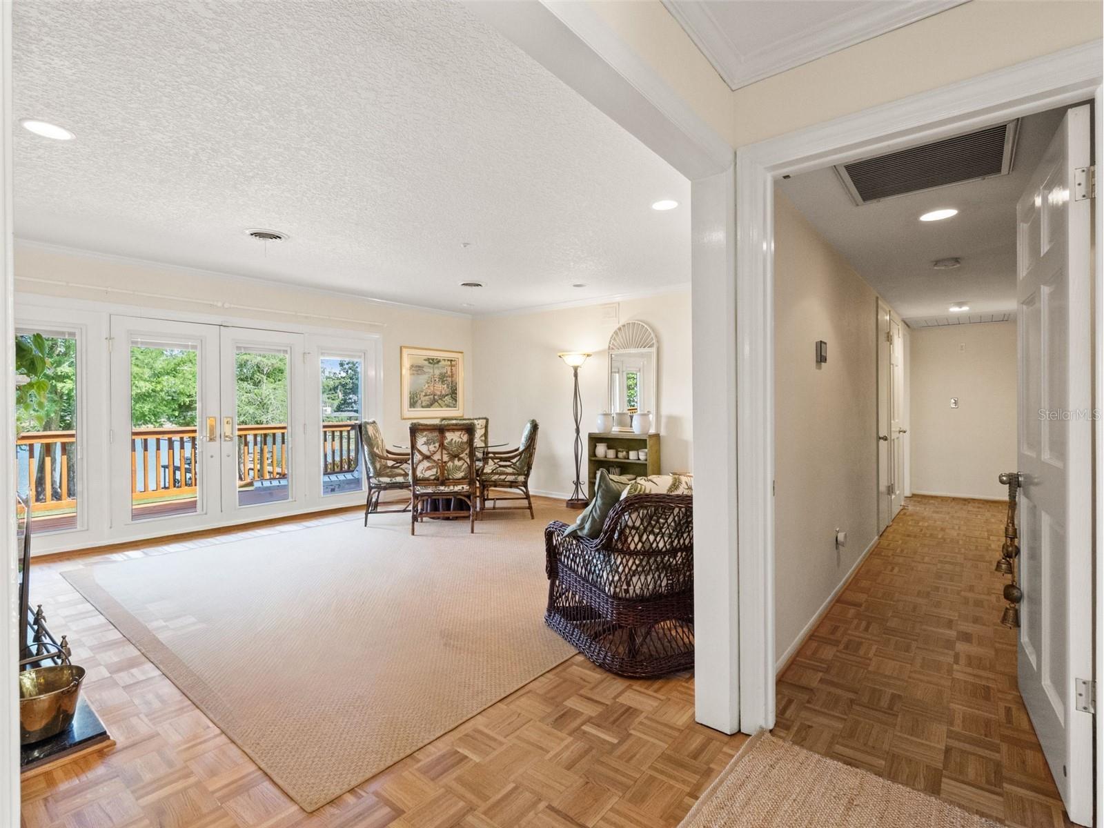 517 Derry Down Road Orlando FL 32806 - LAKE JENNIE JEWEL O6407854 image15
