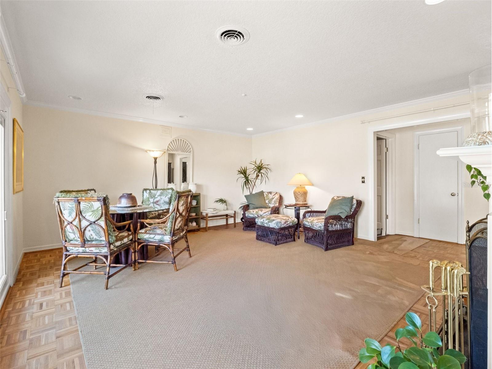 517 Derry Down Road Orlando FL 32806 - LAKE JENNIE JEWEL O6407854 image17
