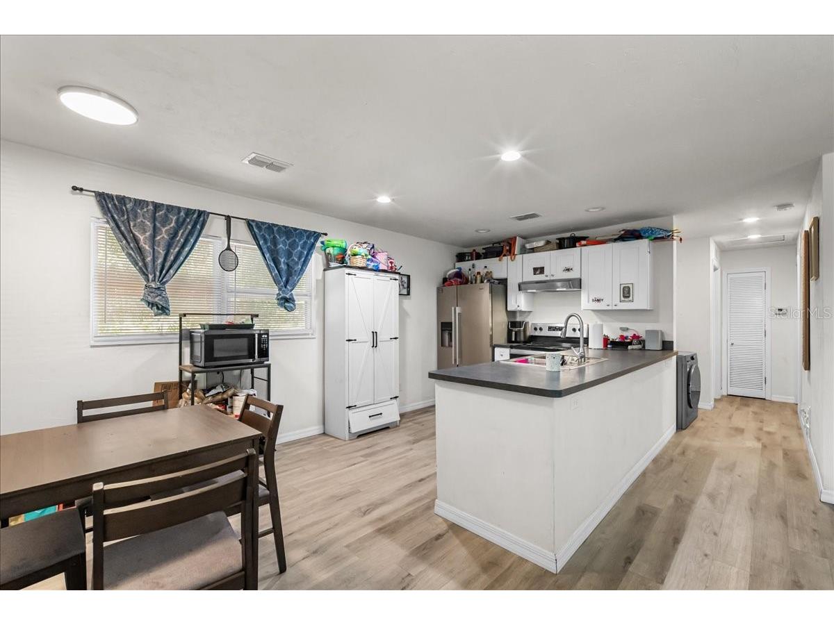 517 E Main Street Bronson FL 32621 GC539095 image11
