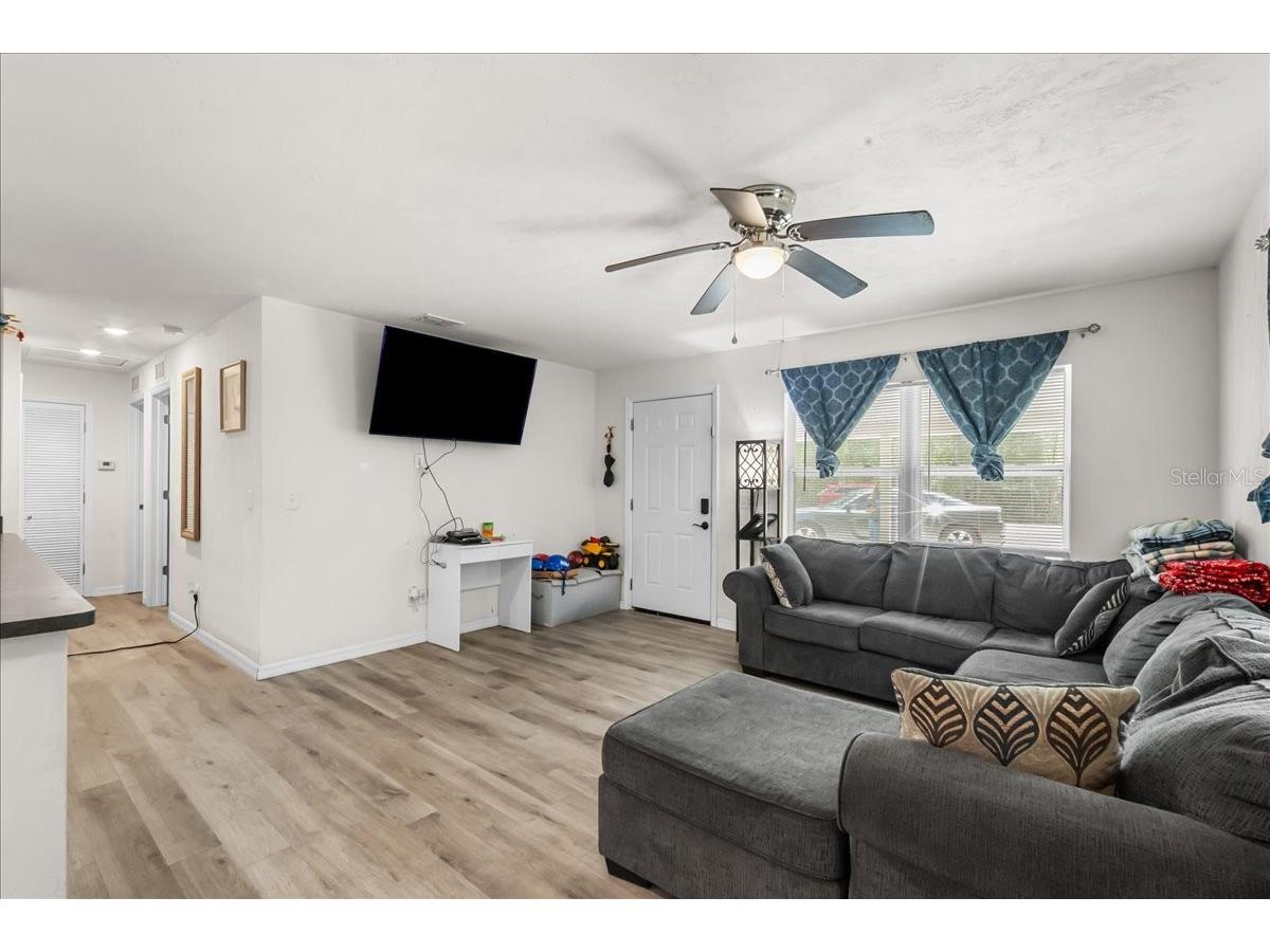 517 E Main Street Bronson FL 32621 GC539095 image5