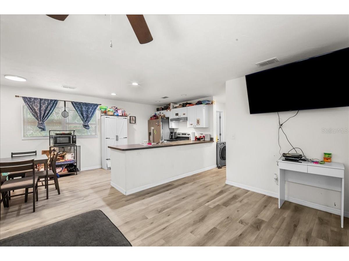 517 E Main Street Bronson FL 32621 GC539095 image6
