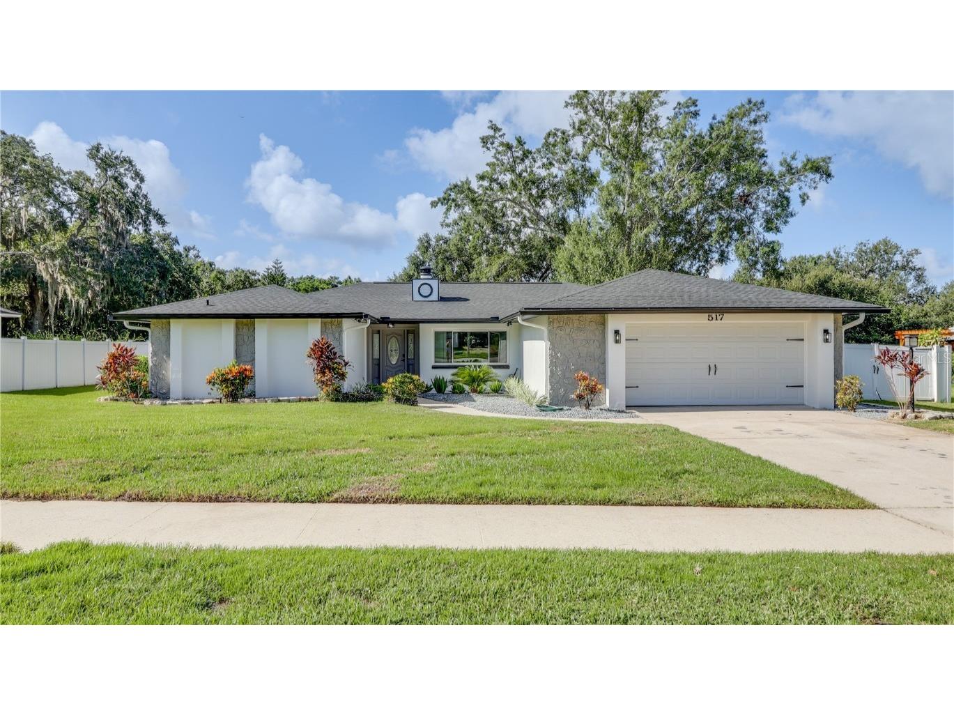 517 Garden Heights Drive Winter Garden FL 34787 O6332005 image1
