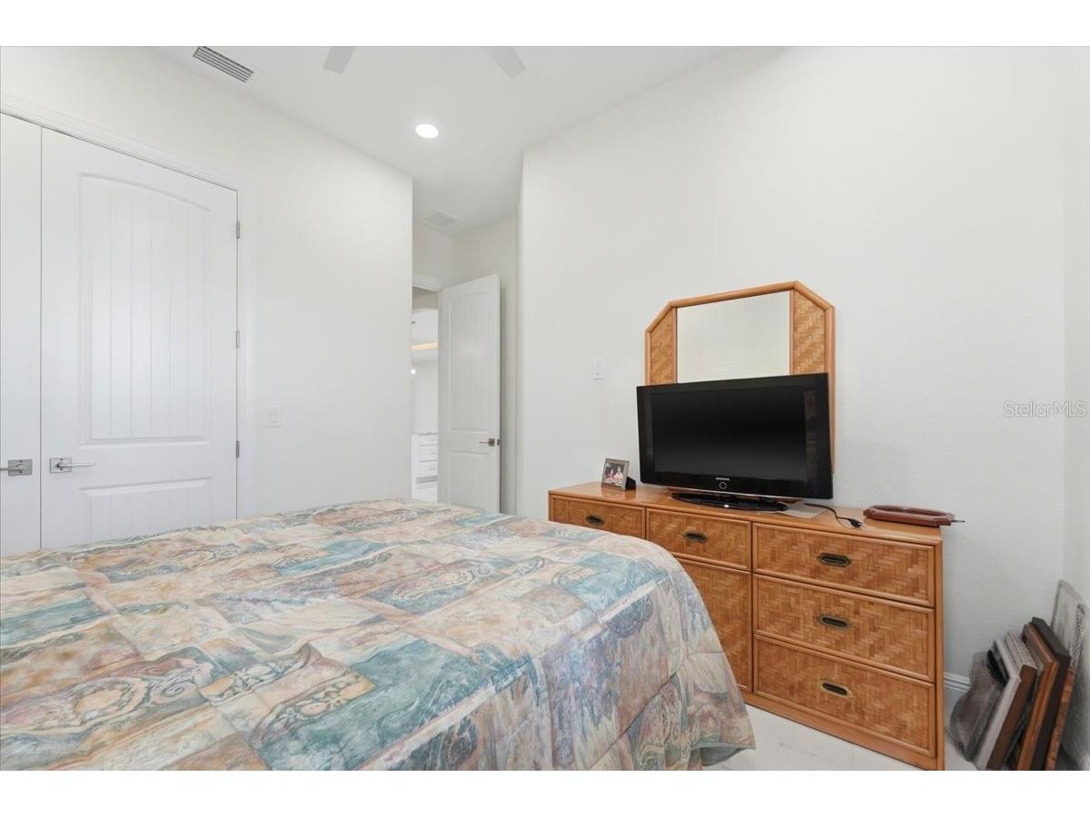 517 Home Coming Way Polk City FL 33868 L4960048 image32