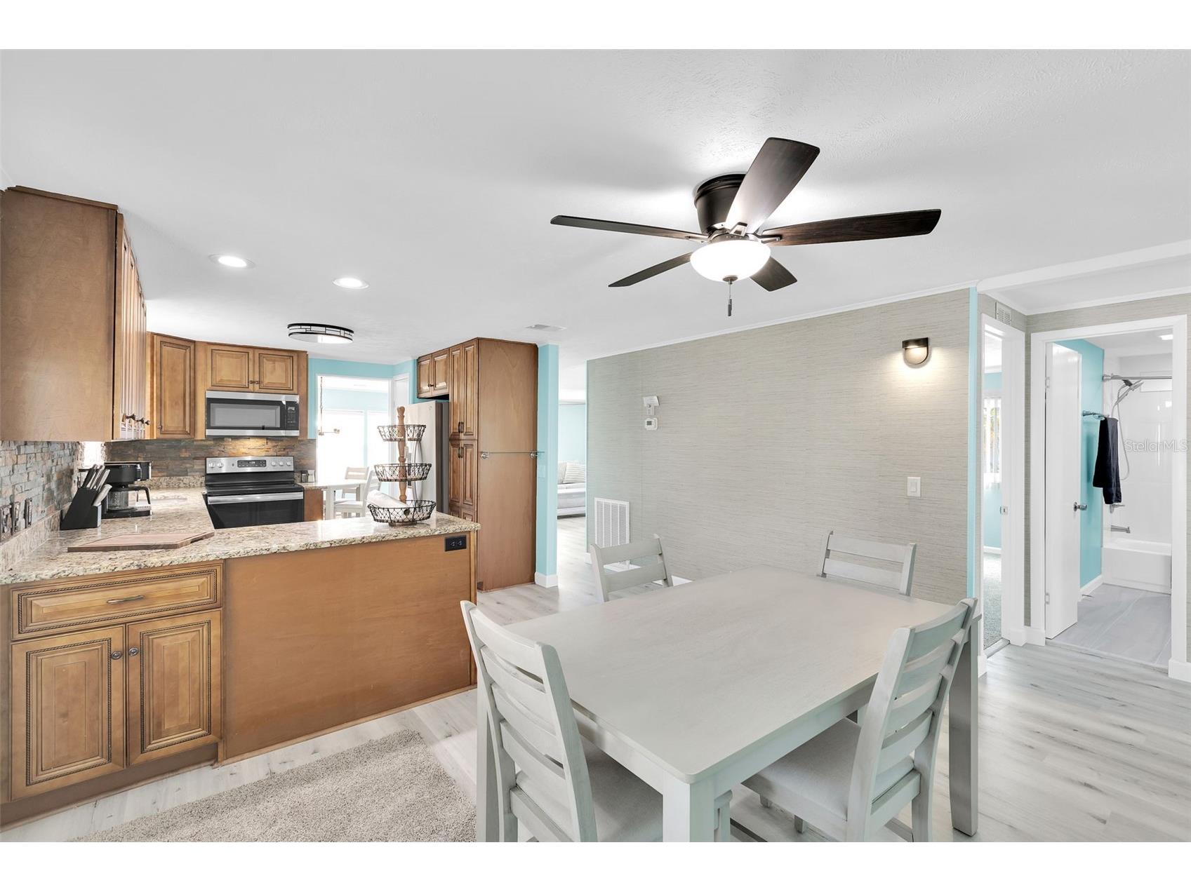 517 Los Altos North Port FL 34287 TB8479744 image5