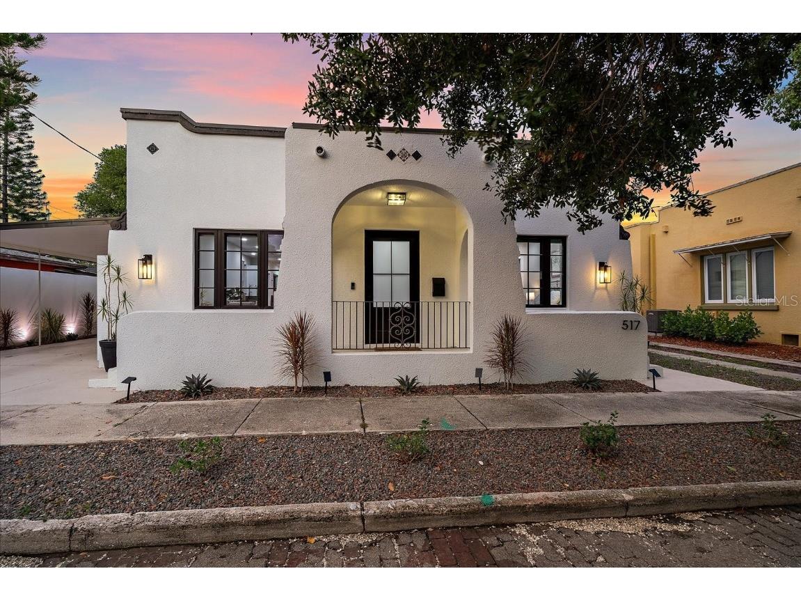 517 Madison Court Sarasota FL 34236 A4615241 image1