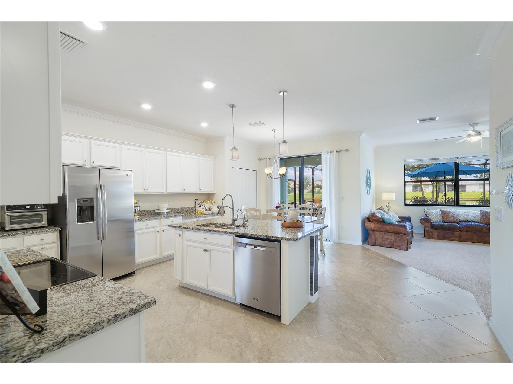 517 Mimosa Court Bradenton FL 34212 A4691747 image9
