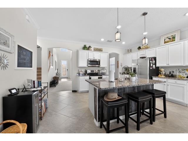 517 Mimosa Court Bradenton FL 34212 W7883699 image7