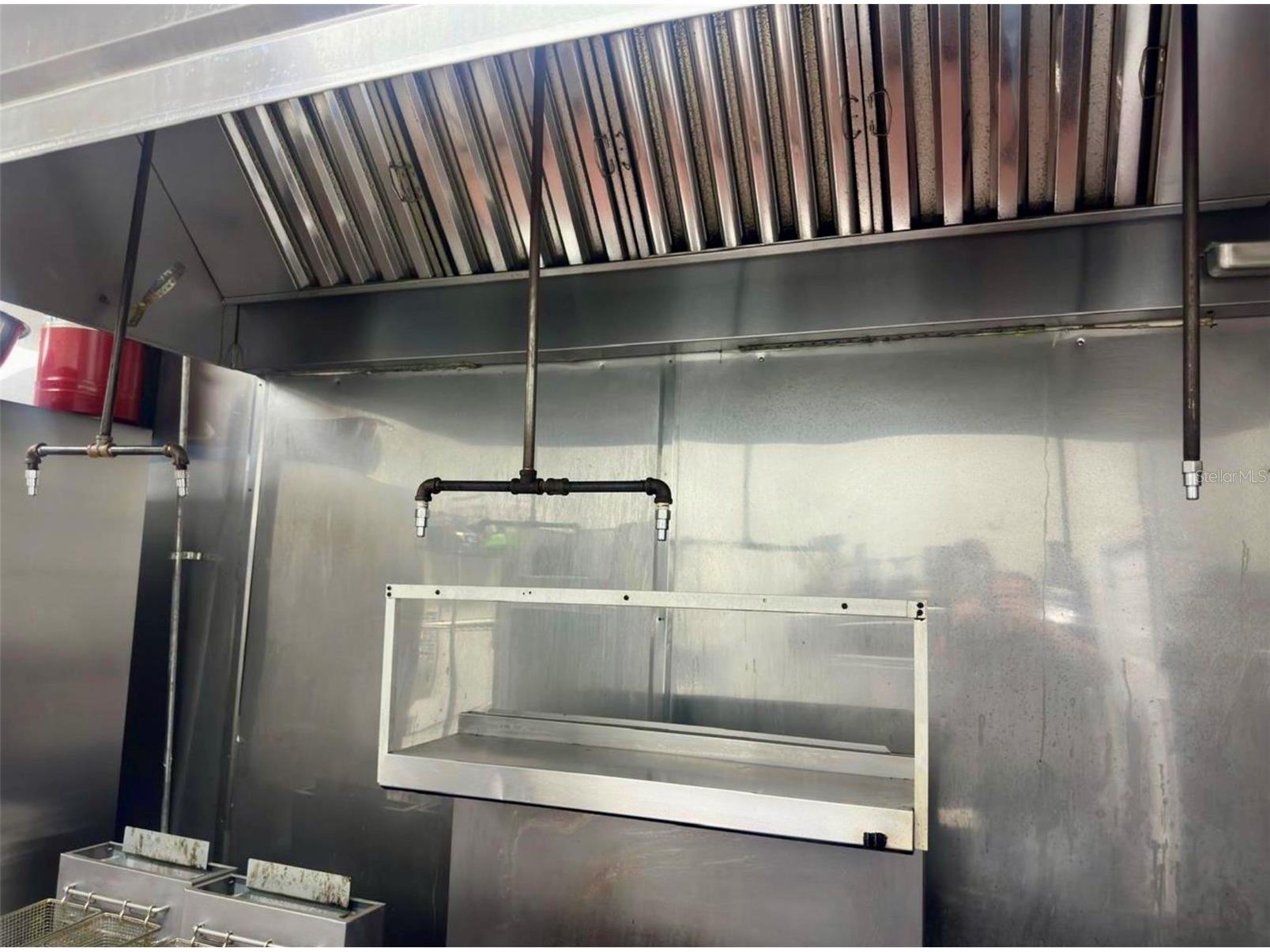 517 N Semoran Boulevard Orlando FL 32807 O6384237 image3