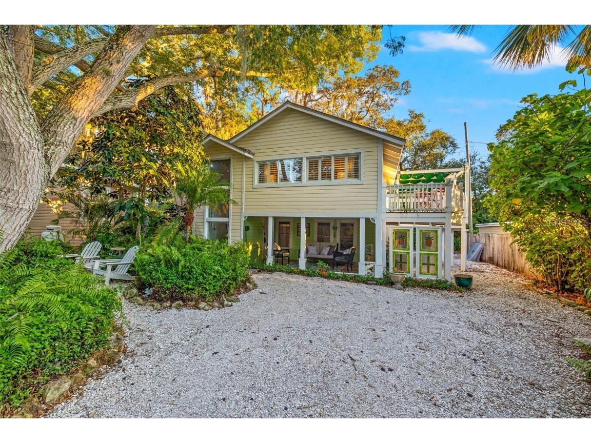 517 Ohio Avenue Crystal Beach FL 34681 U8216498 image1