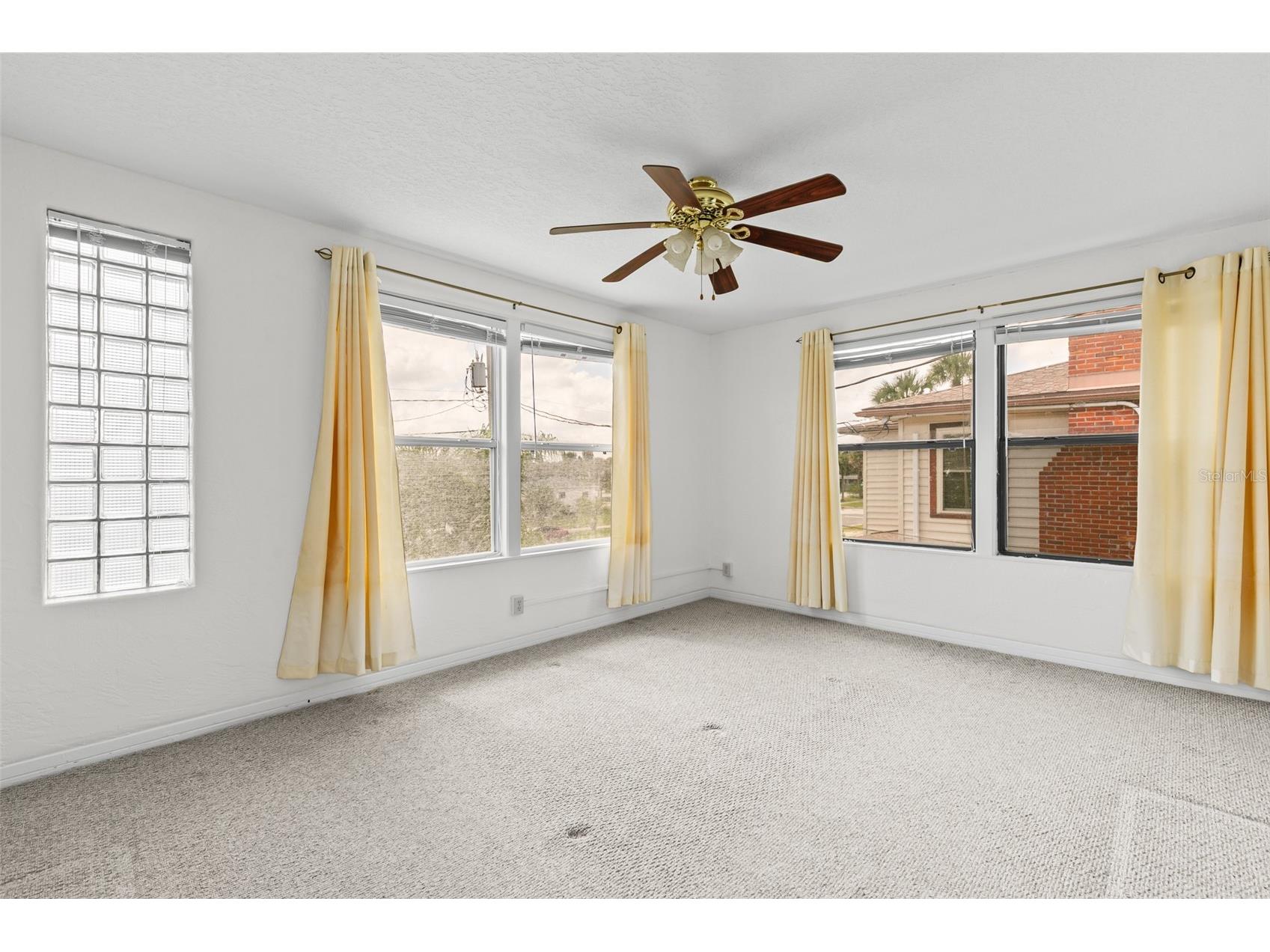 517 Revilo Boulevard Daytona Beach FL 32118 FC316840 image44