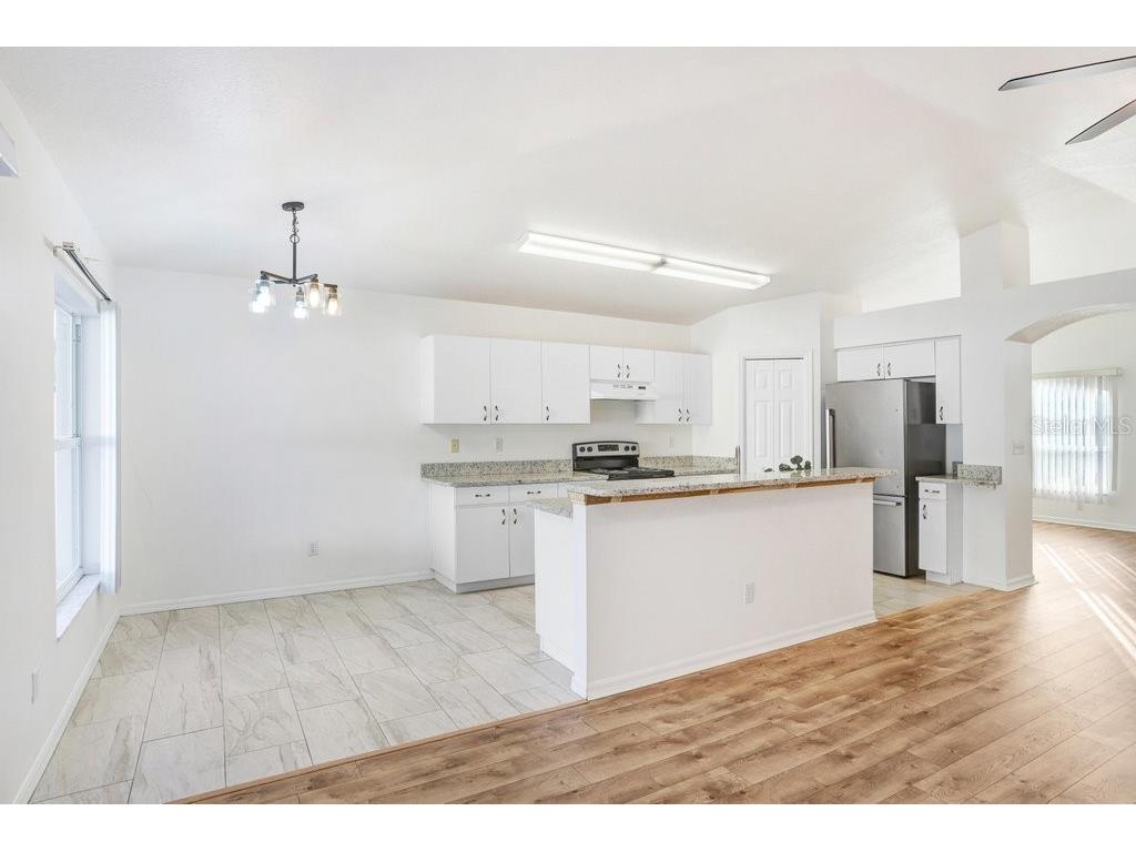 517 Royal Ridge Street Valrico FL 33594 TB8403767 image10