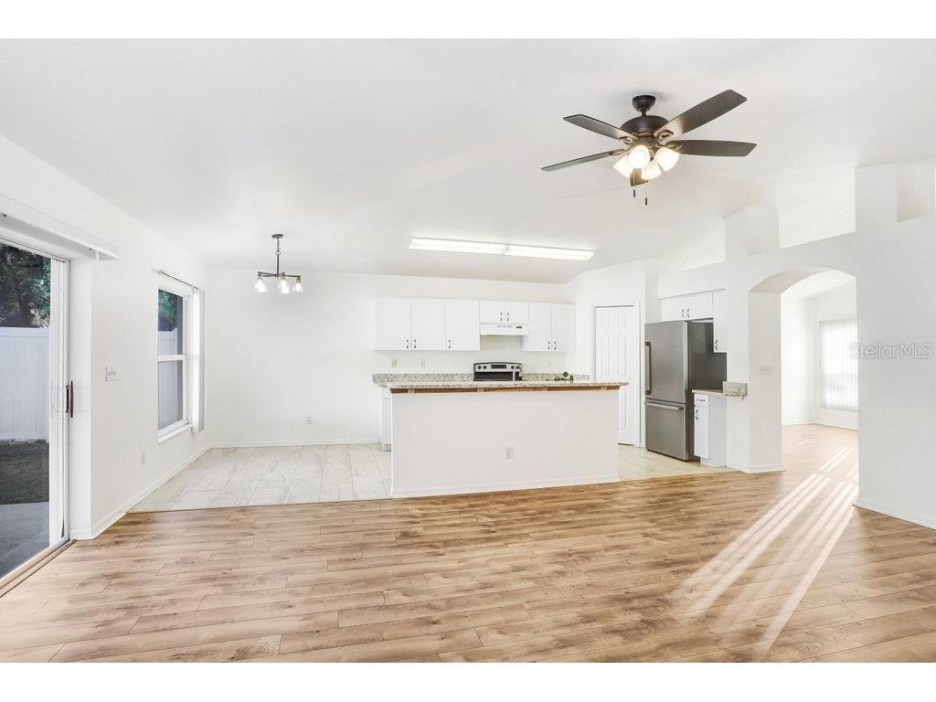 517 Royal Ridge Street Valrico FL 33594 TB8403767 image7