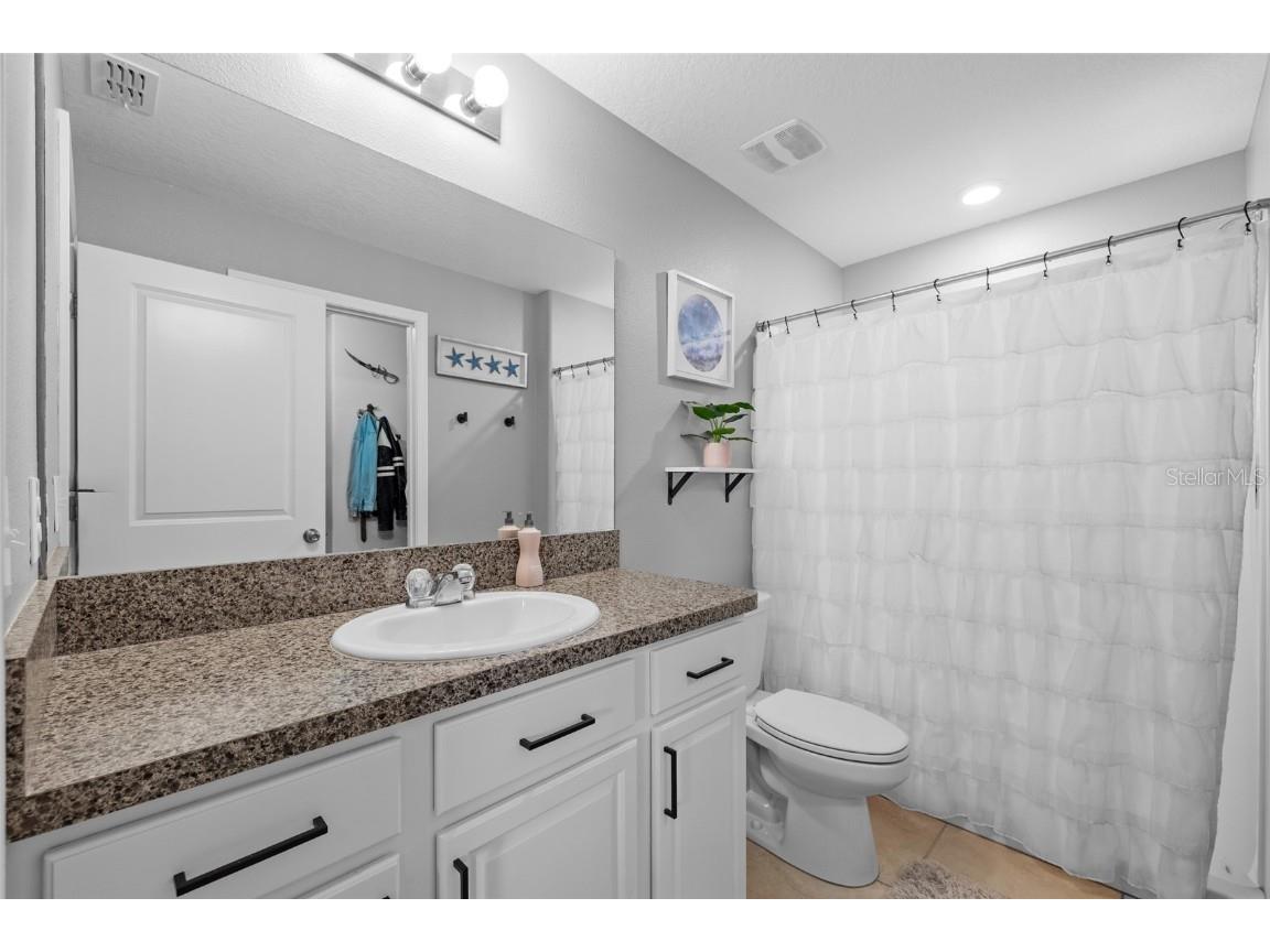 517 Serenity Mill Loop Ruskin FL 33570 A4662415 image19