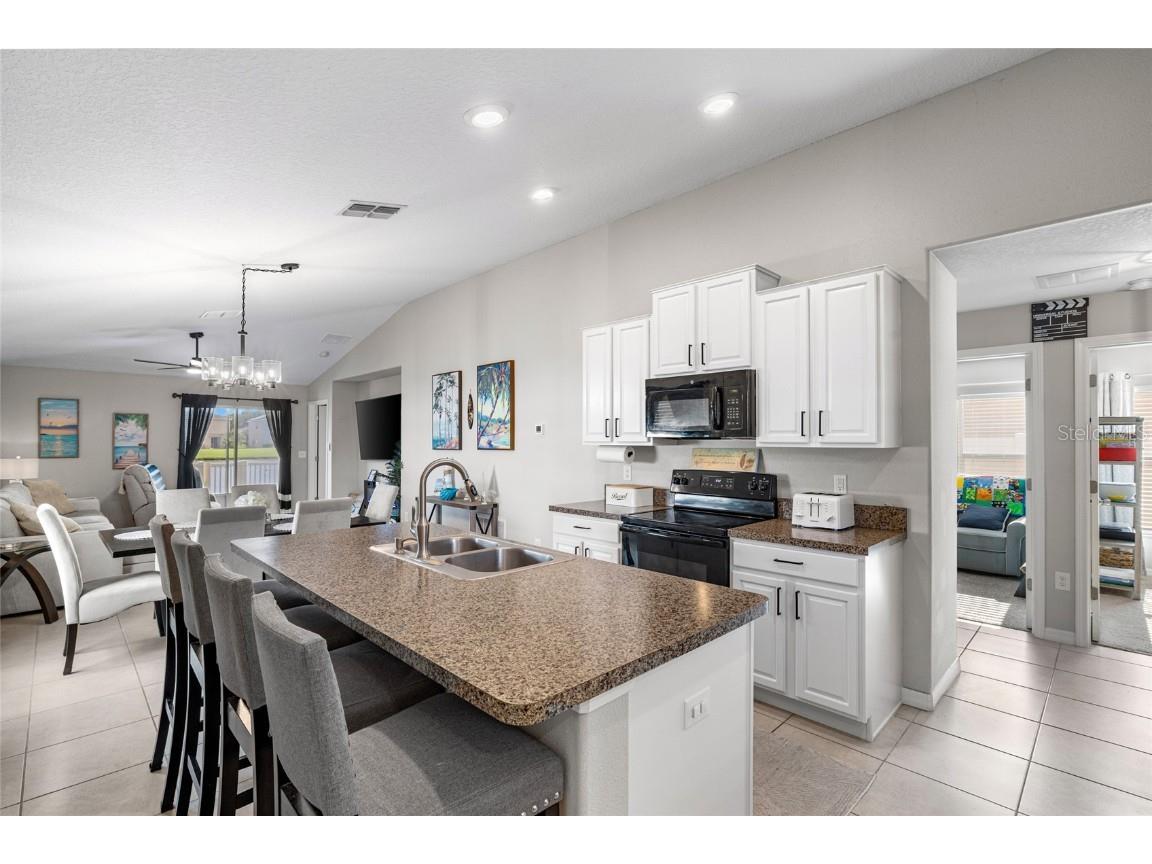 517 Serenity Mill Loop Ruskin FL 33570 A4662415 image8