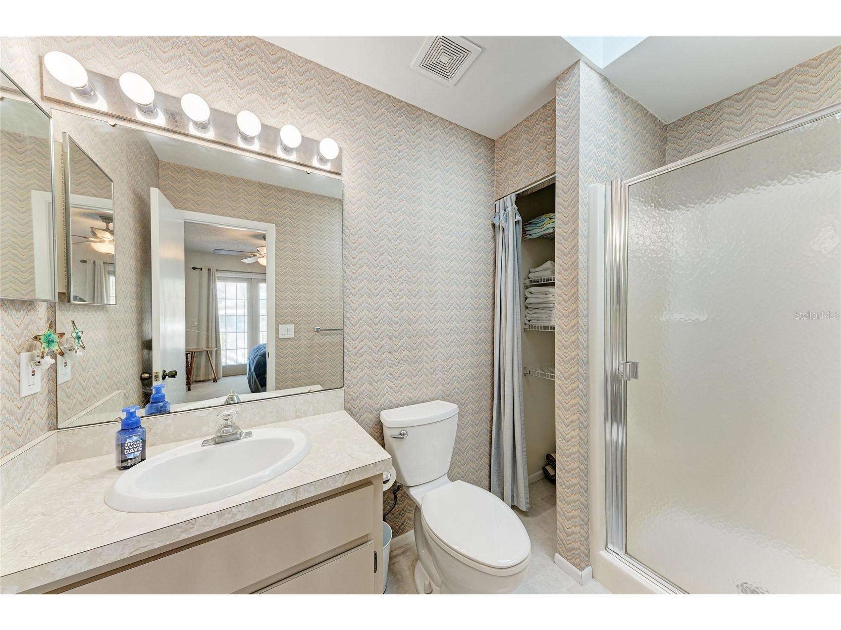 517 Spring Avenue Anna Maria FL 34216 A4689815 image23